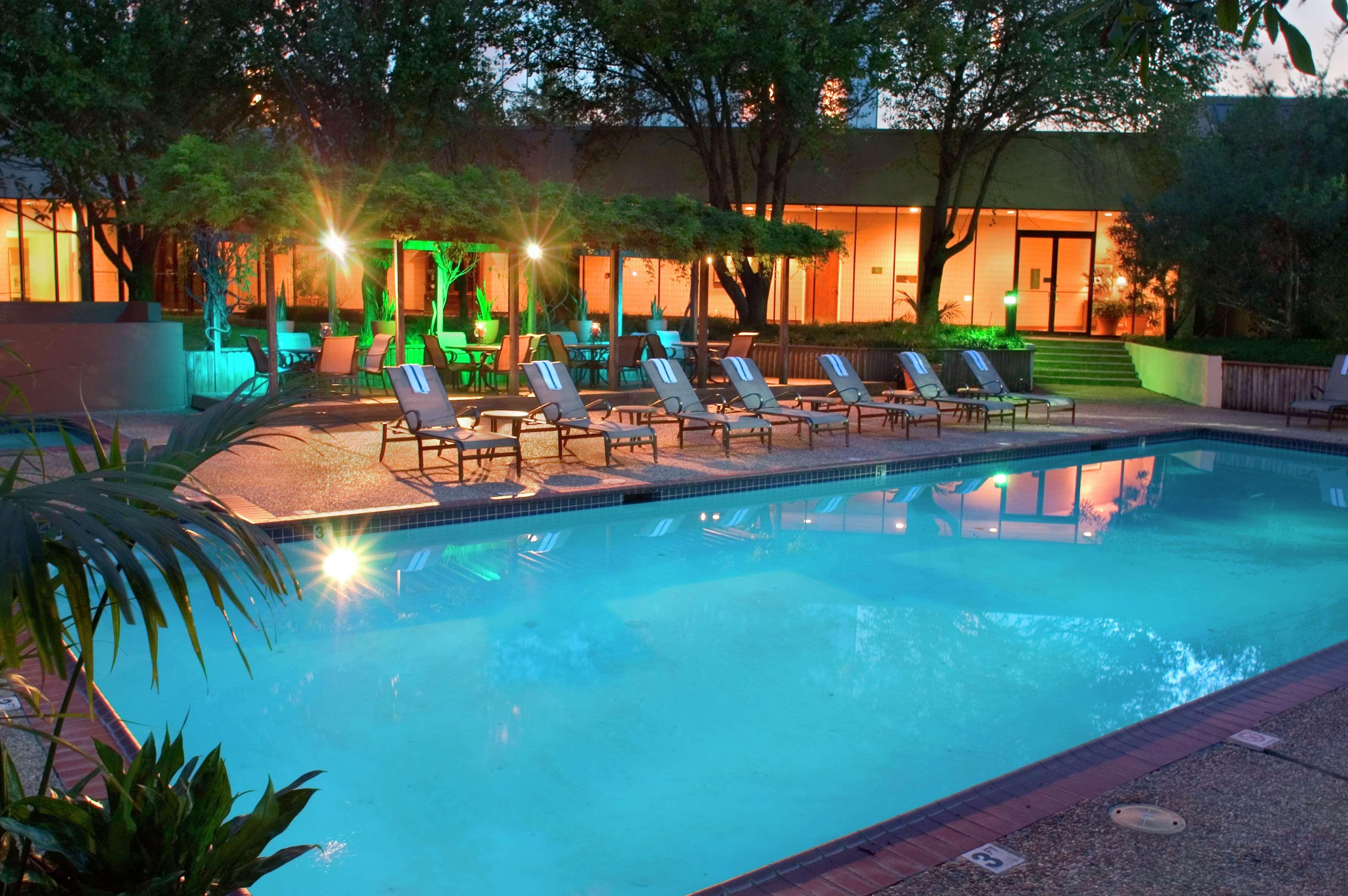 Hilton Houston Westchase Hotel Facilities photo