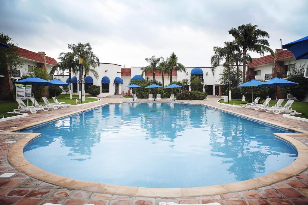 Quality Inn Nuevo Laredo Exterior photo