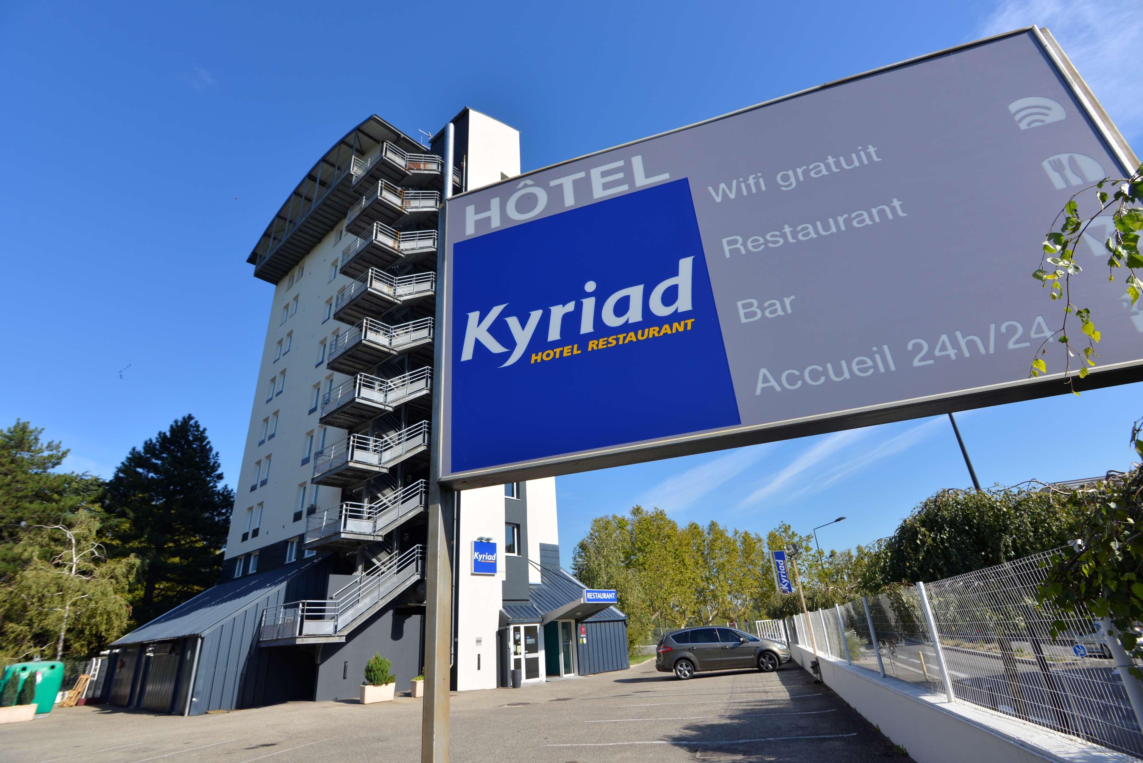 Kyriad Hotel Lyon Givors Exterior photo