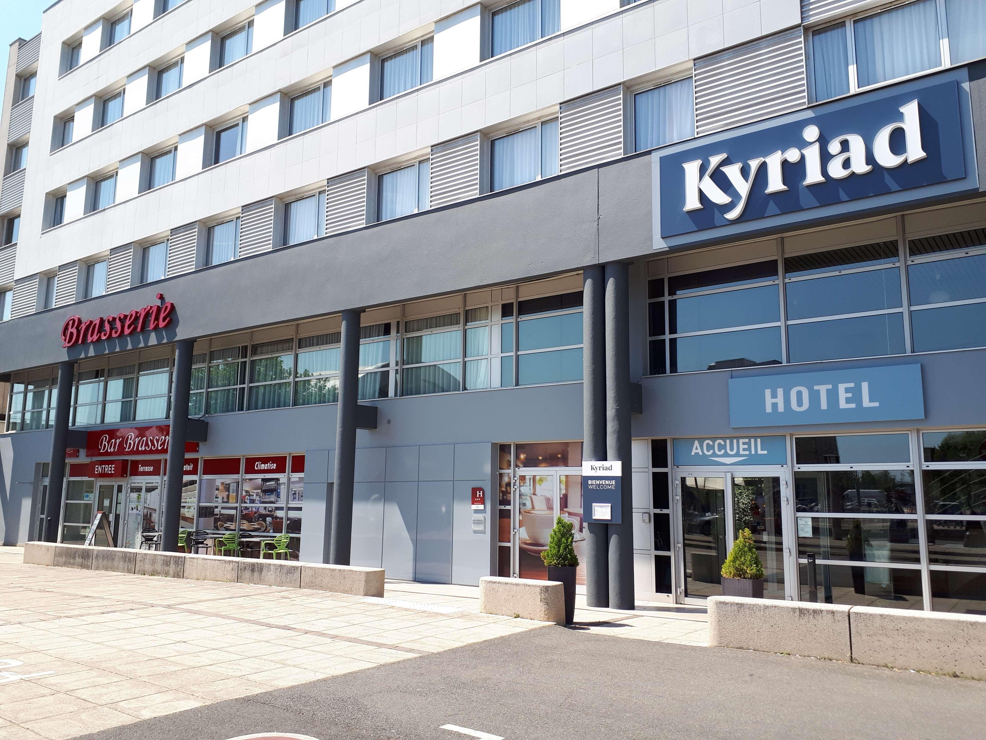 Hotel Kyriad Tours St Pierre Des Corps Gare Saint-Pierre-des-Corps Exterior photo