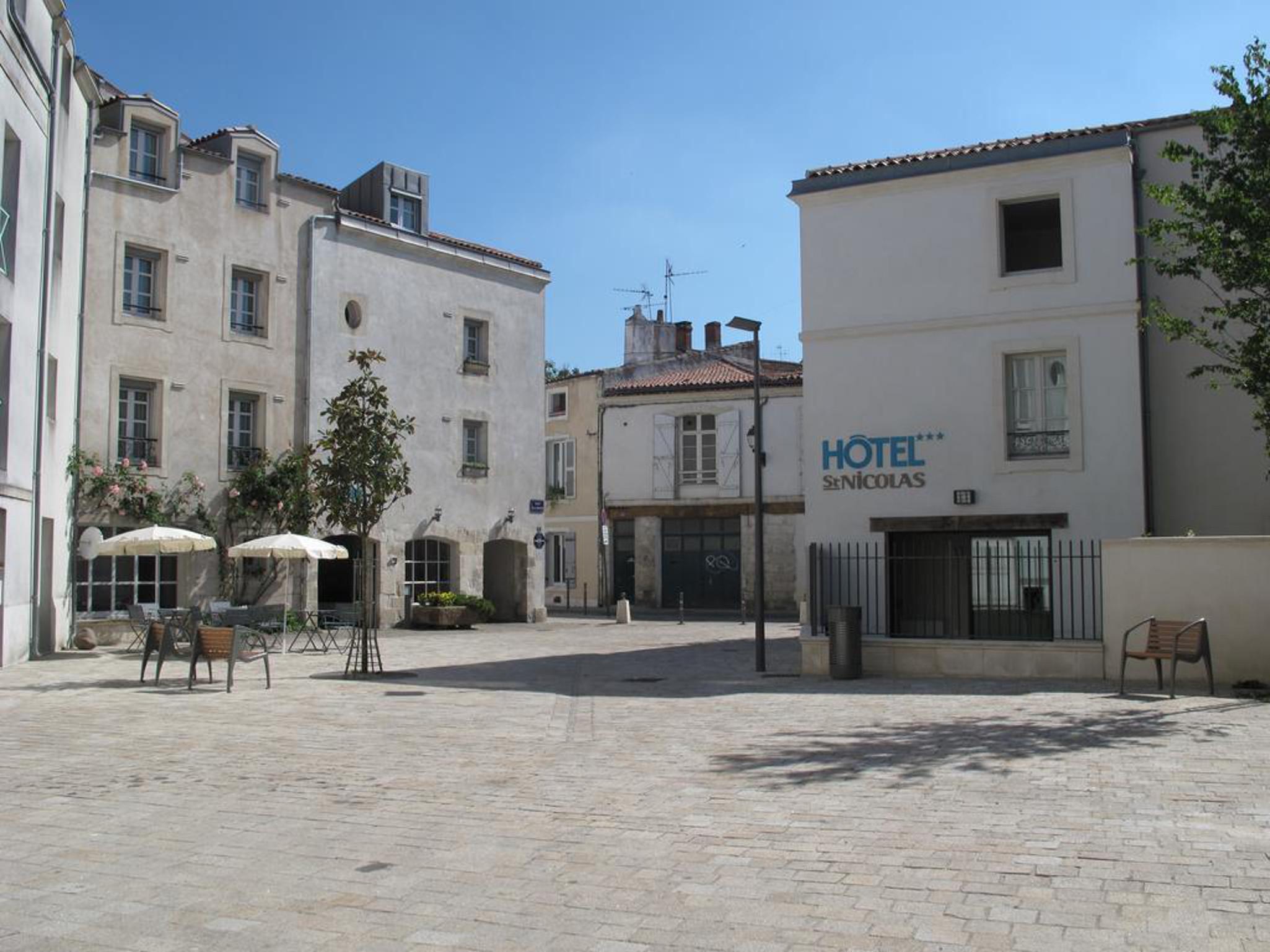 Hotel Saint Nicolas La Rochelle  Exterior photo