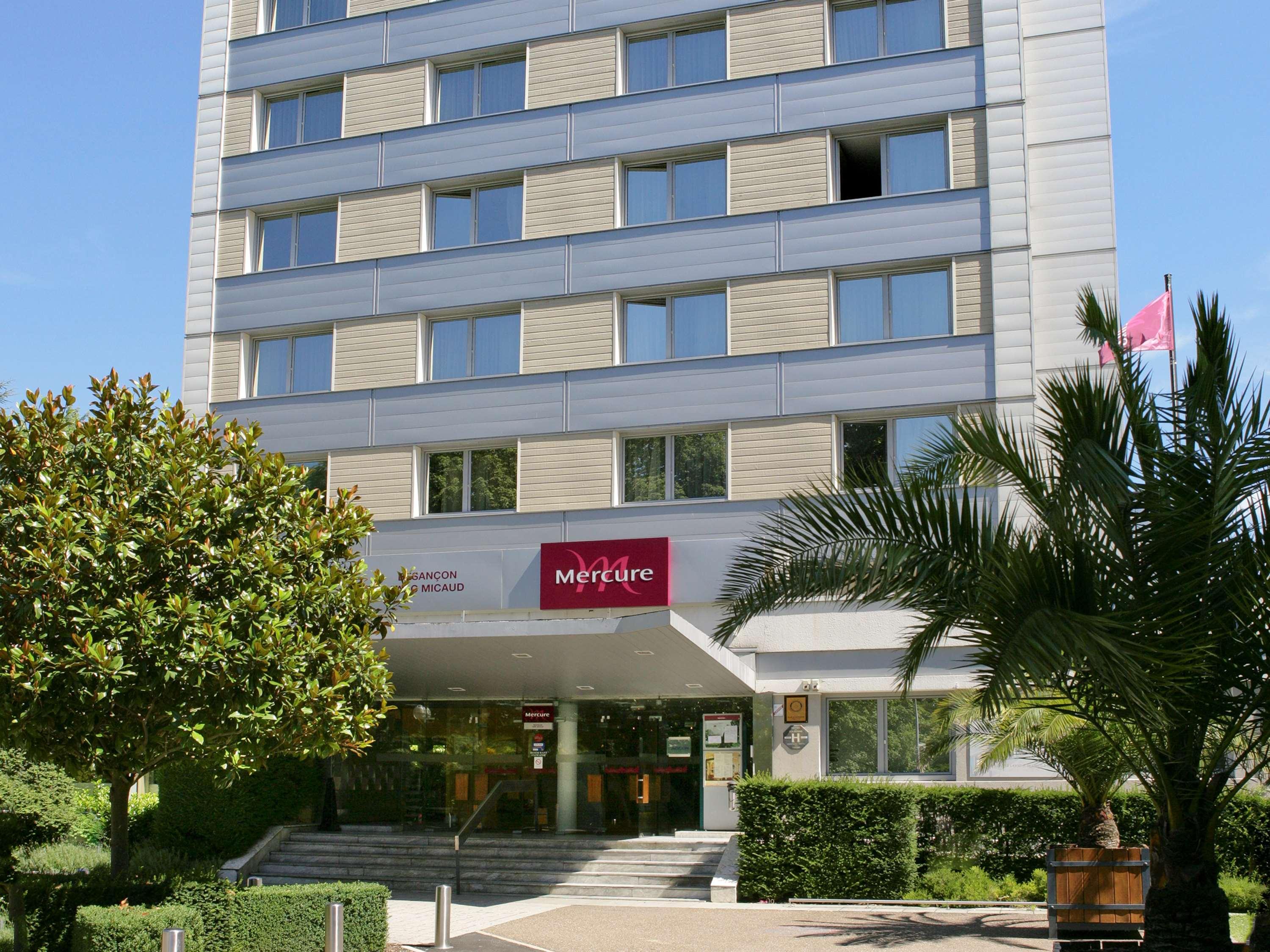 Mercure Besancon Parc Micaud - Hotel & Bar Exterior photo