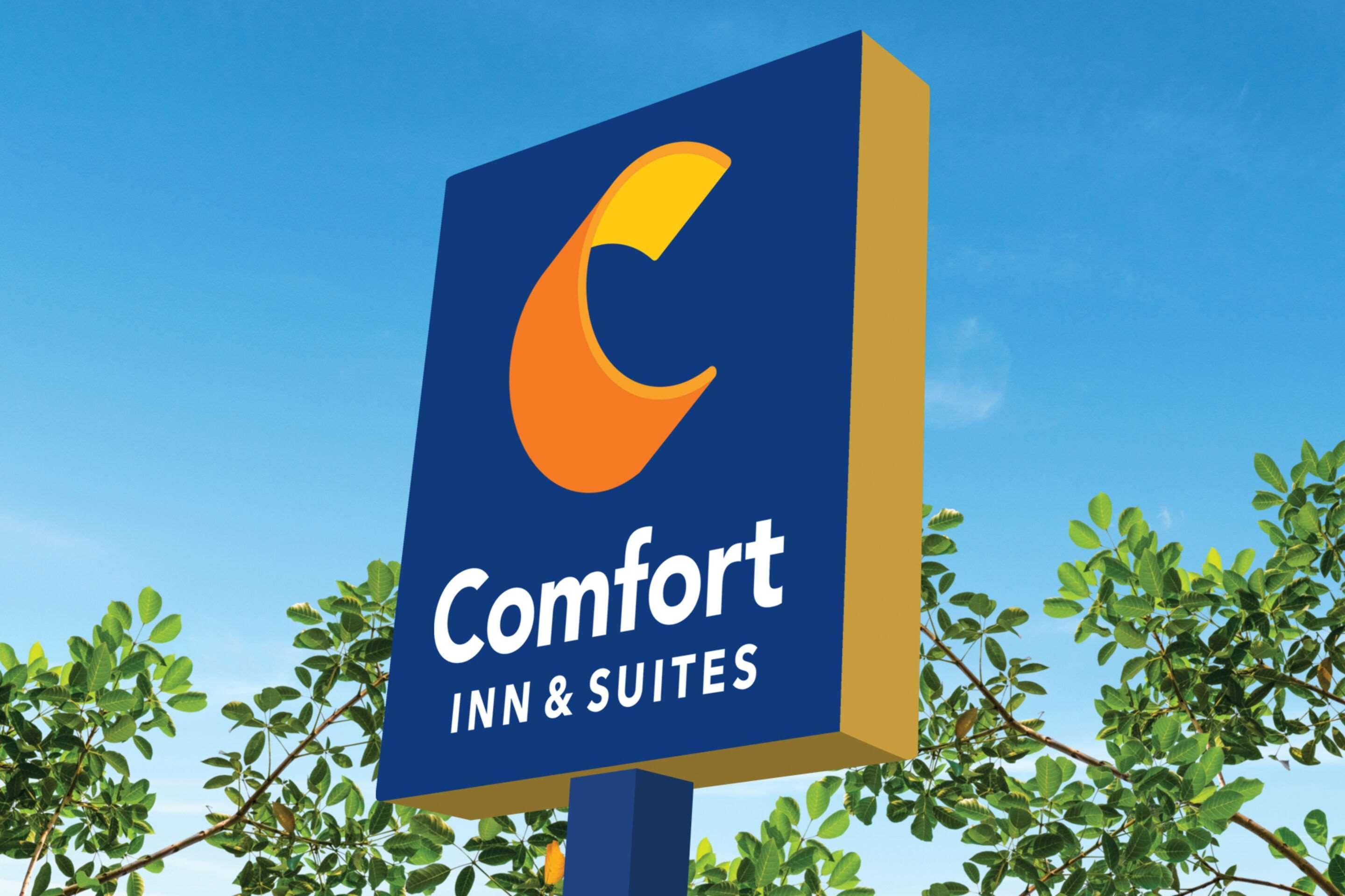 Comfort Inn & Suites Denison - Lake Texoma Exterior photo