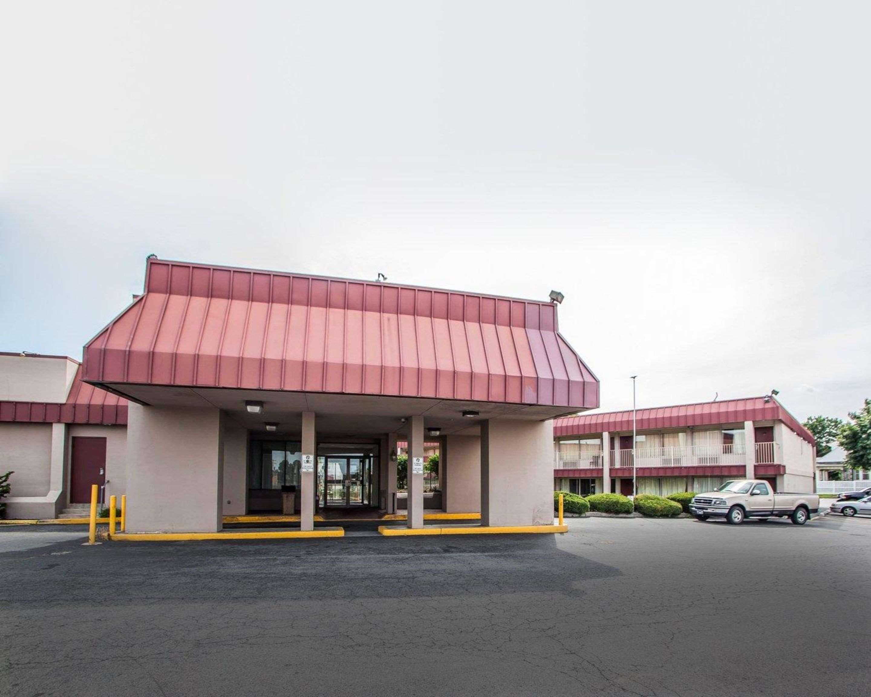 Red Roof Inn Reading Exterior photo