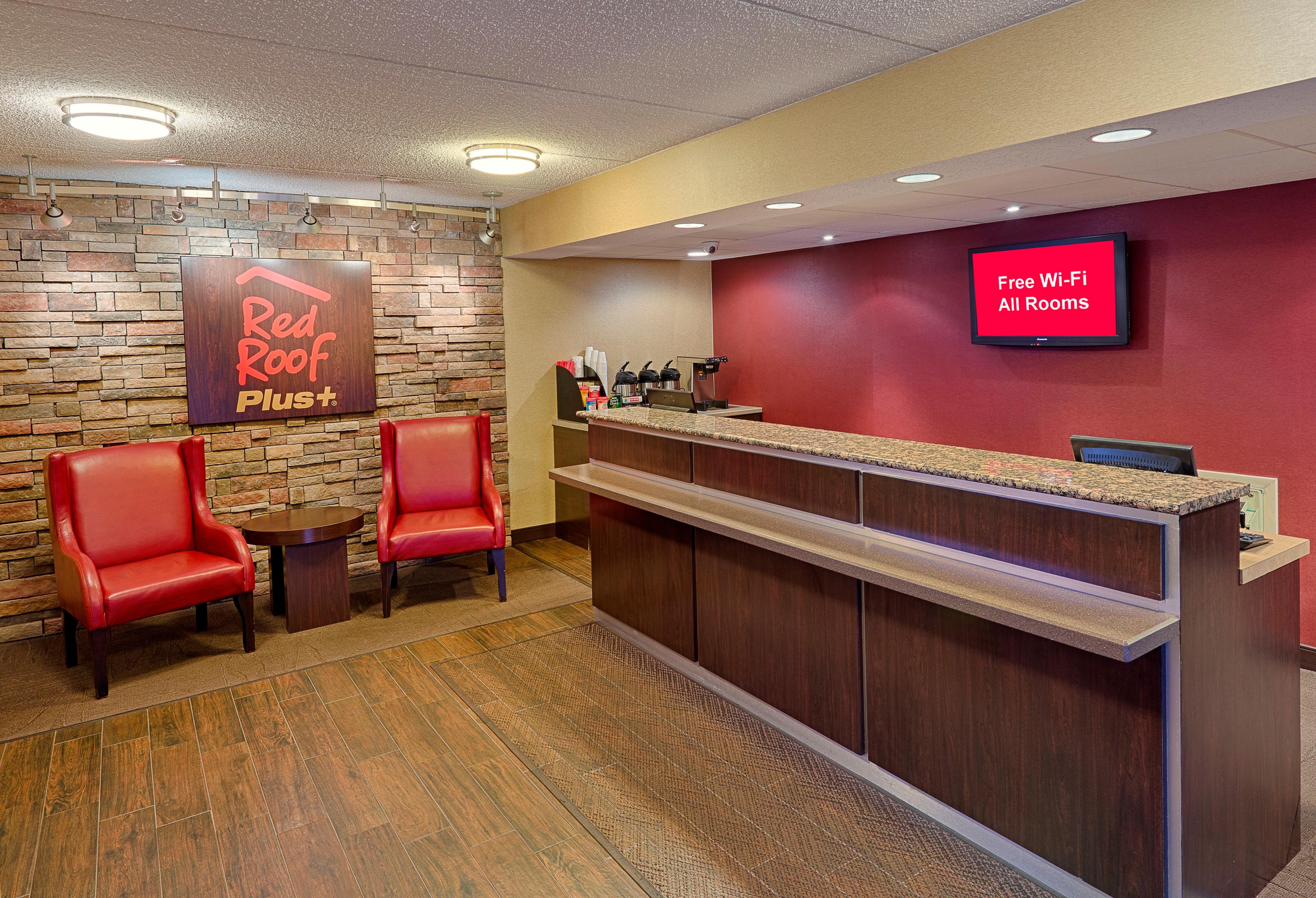 Red Roof Inn Plus+ Pittsburgh East - Monroeville Exterior photo