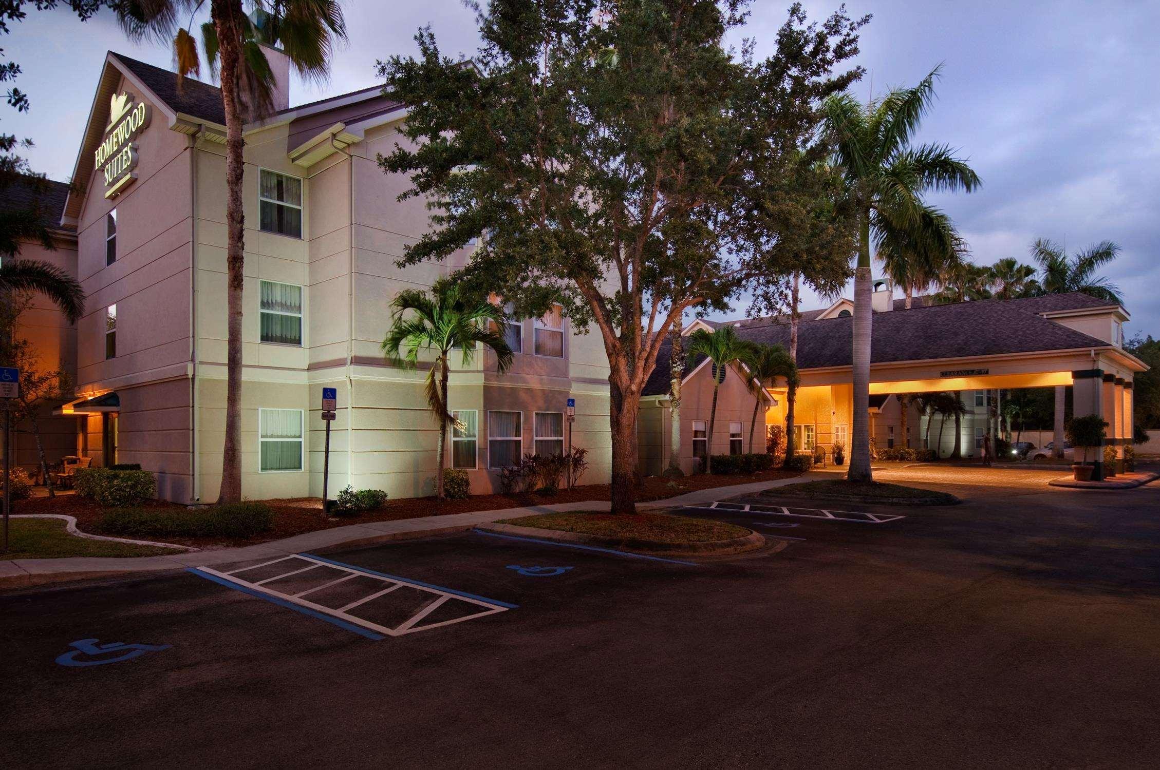 Homewood Suites By Hilton Fort Myers Exterior photo