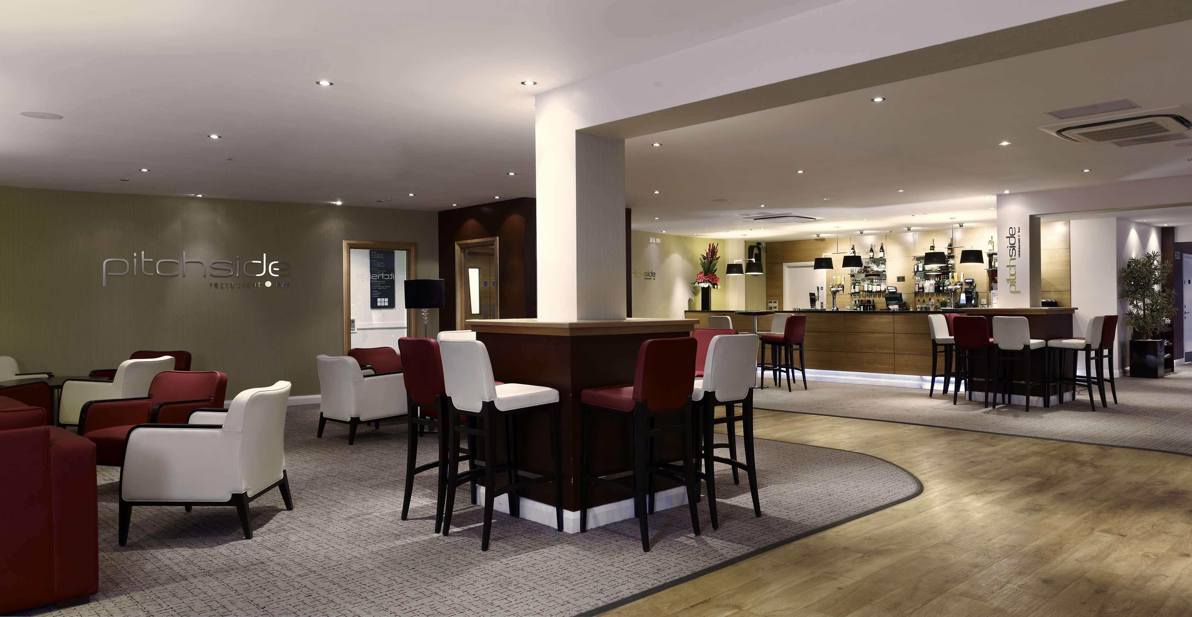 Doubletree By Hilton Milton Keynes Hotel Restaurant photo