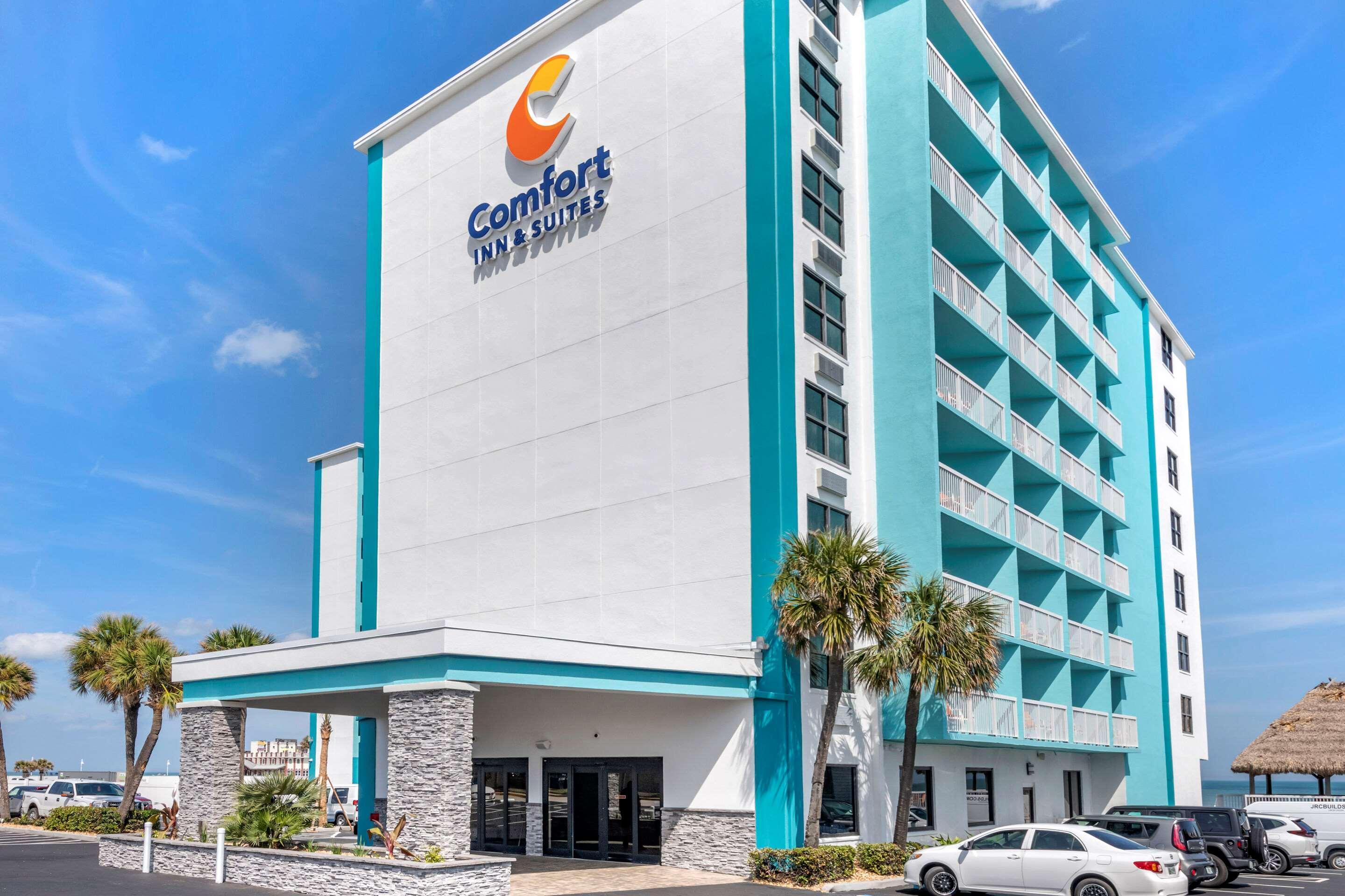 Comfort Inn & Suites Daytona Beach Oceanfront Exterior photo