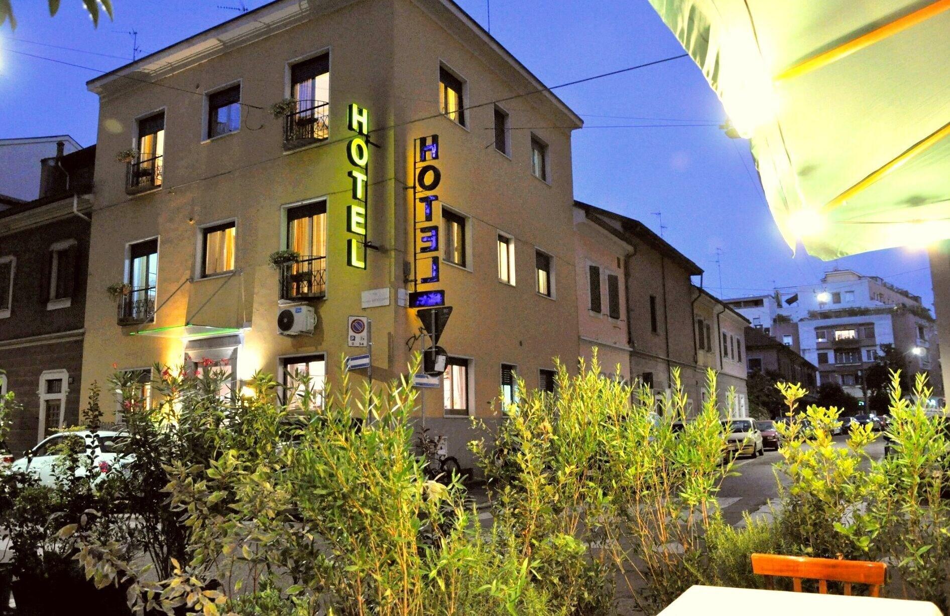 Hotel Dover Milan Exterior photo