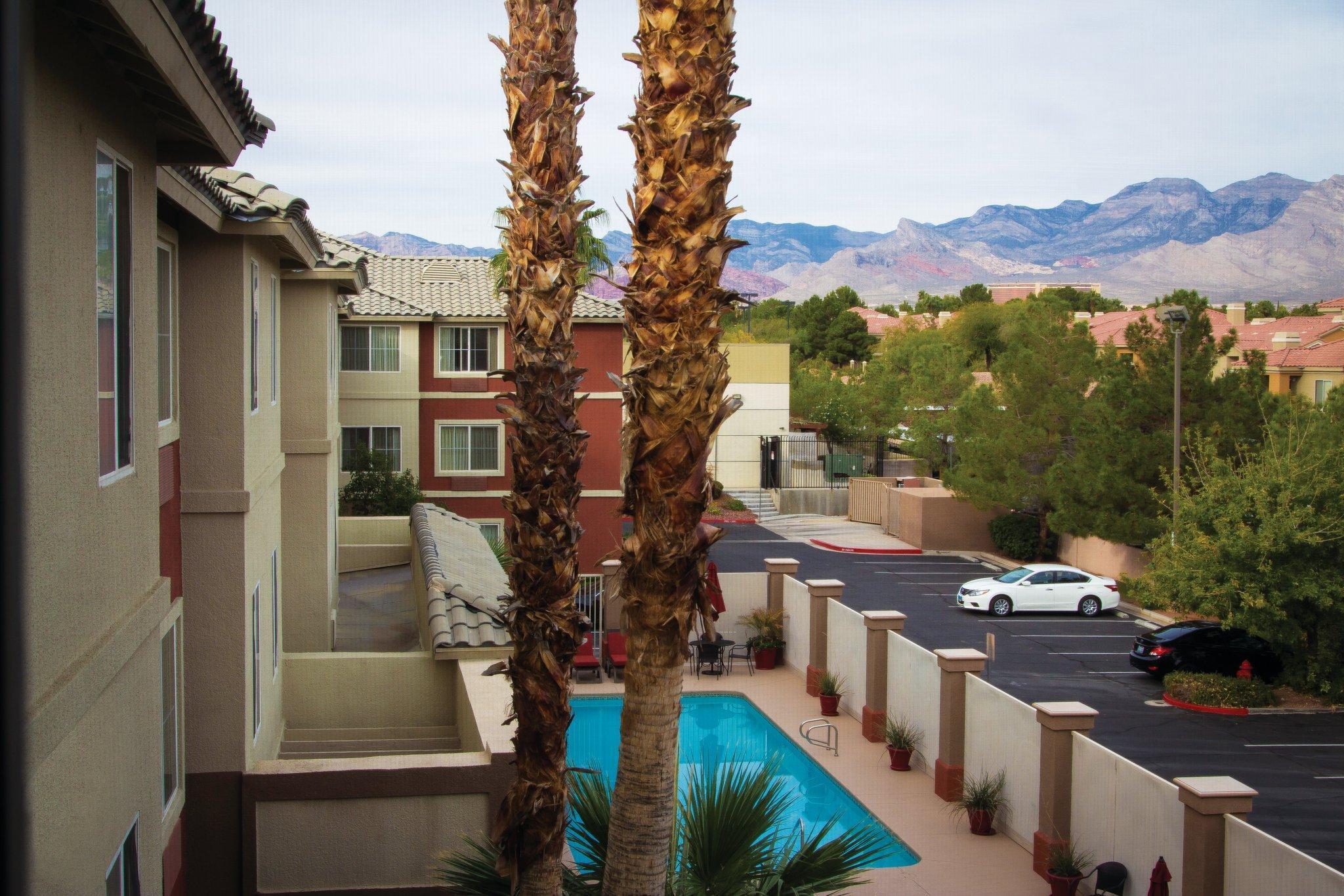 La Quinta By Wyndham Las Vegas Redrock/Summerlin Exterior photo