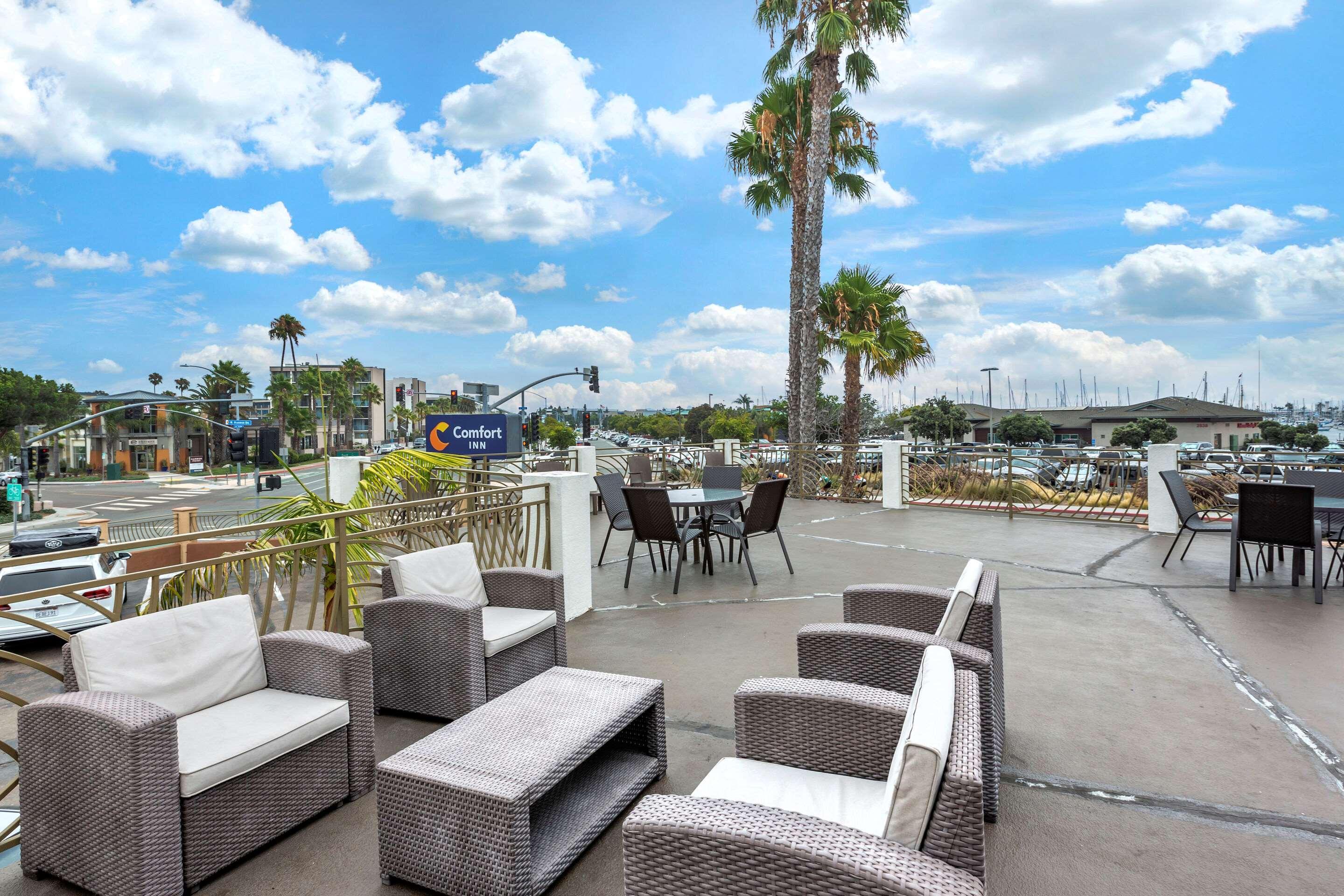 Comfort Inn San Diego Airport At The Harbor Exterior photo