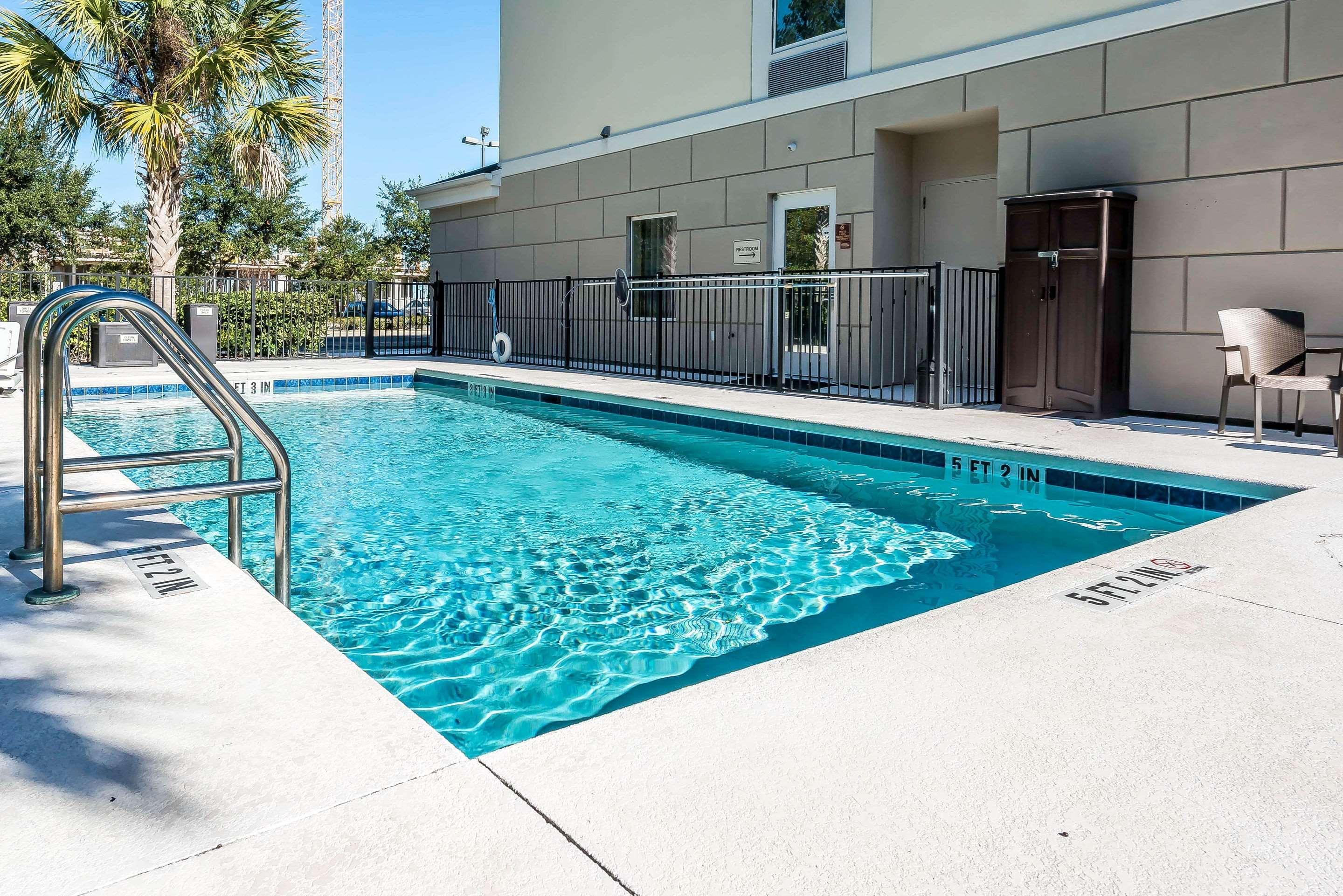 Sleep Inn & Suites University/Shands Gainesville Exterior photo