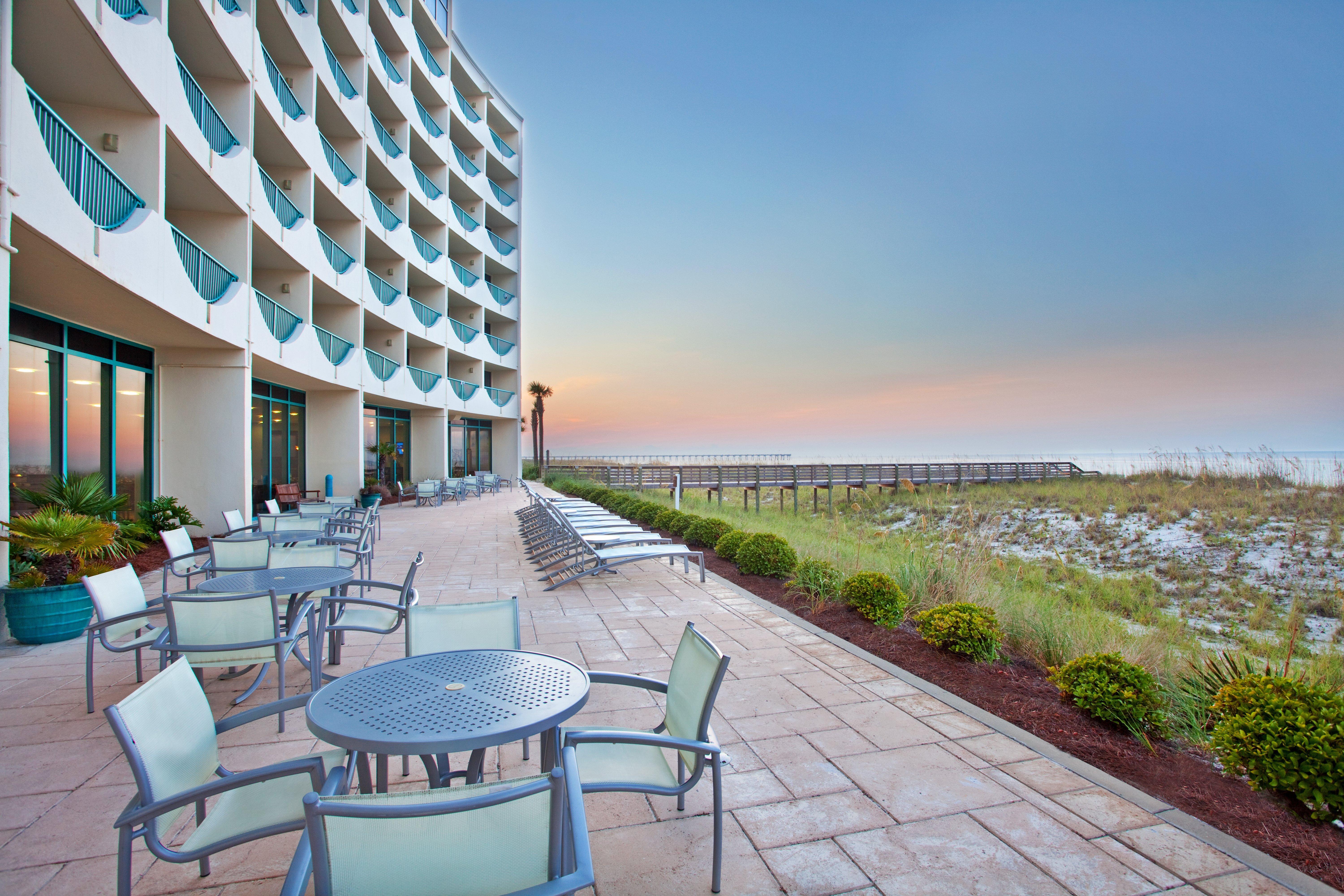 Holiday Inn Express Pensacola Beach, An Ihg Hotel Exterior photo