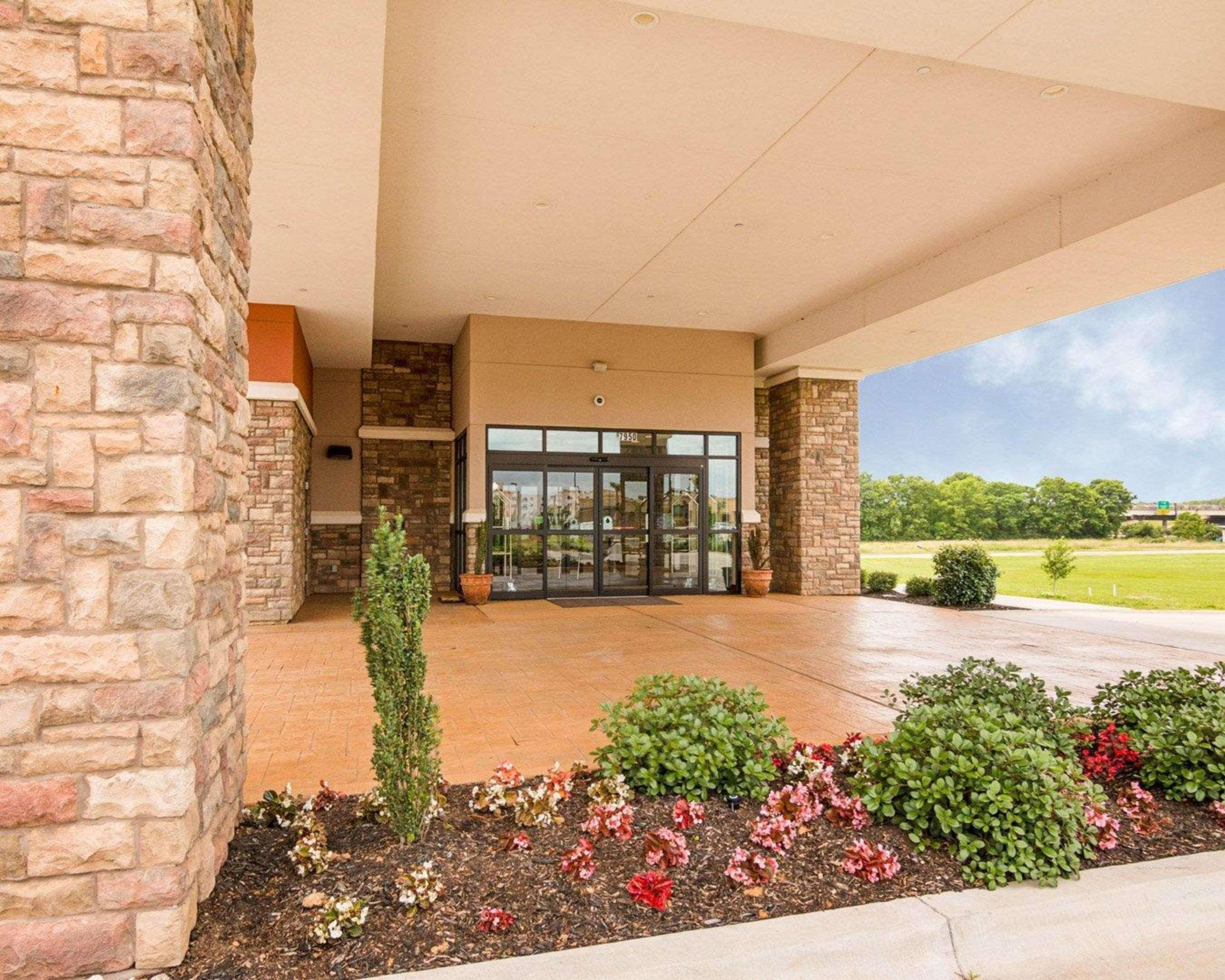 Comfort Suites Bossier City Exterior photo