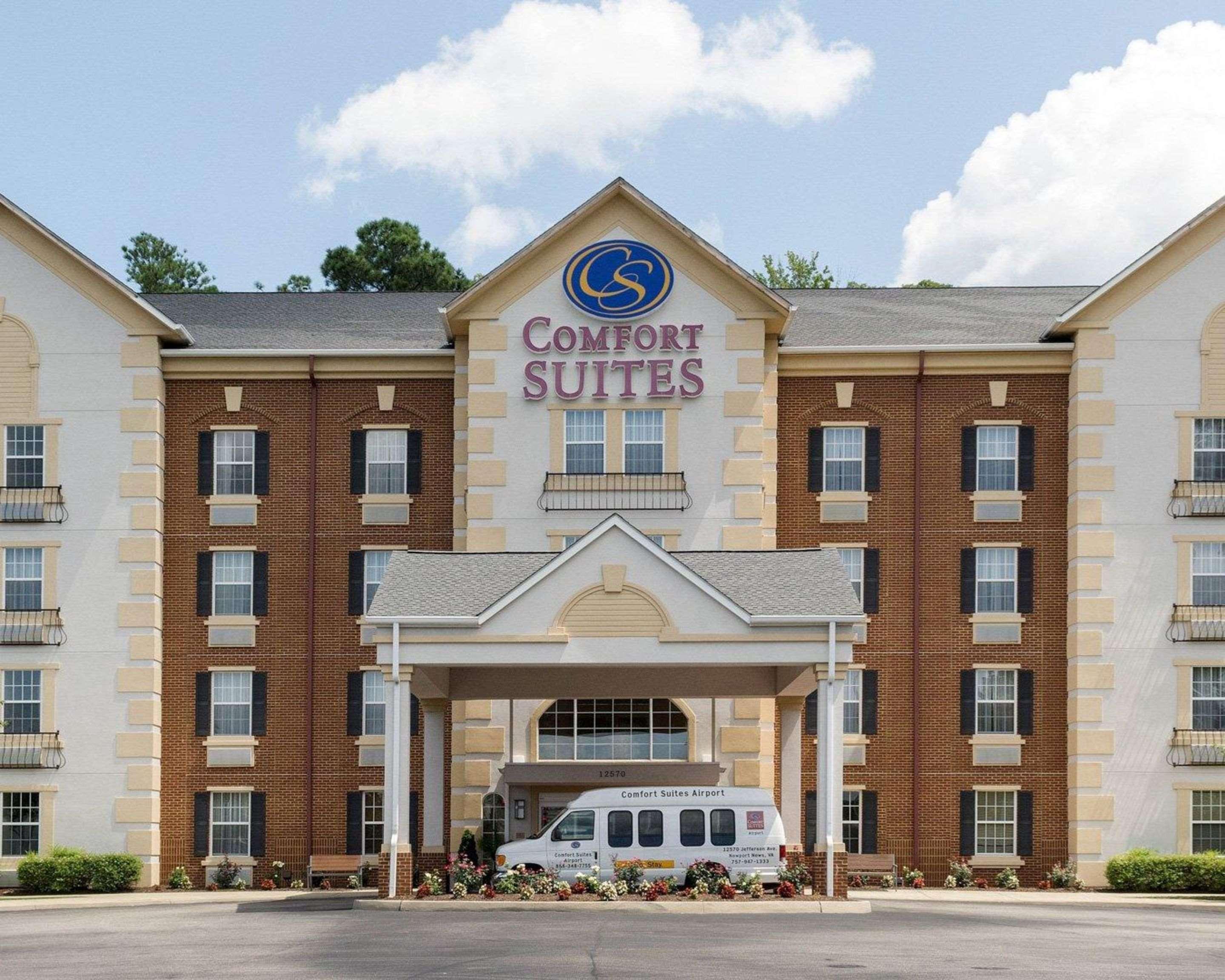 Comfort Suites Newport News Airport Exterior photo