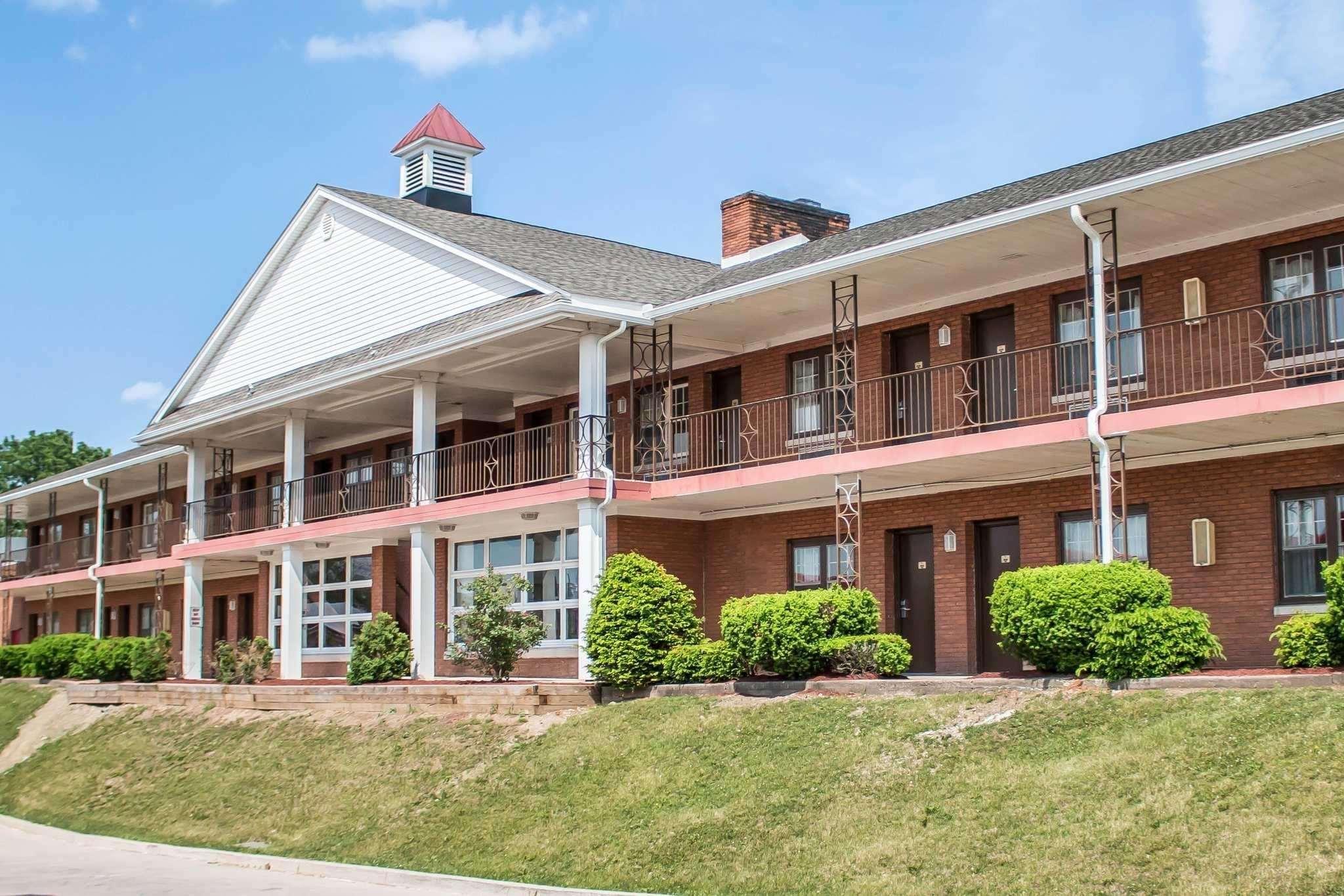 Econo Lodge Williamsport Exterior photo