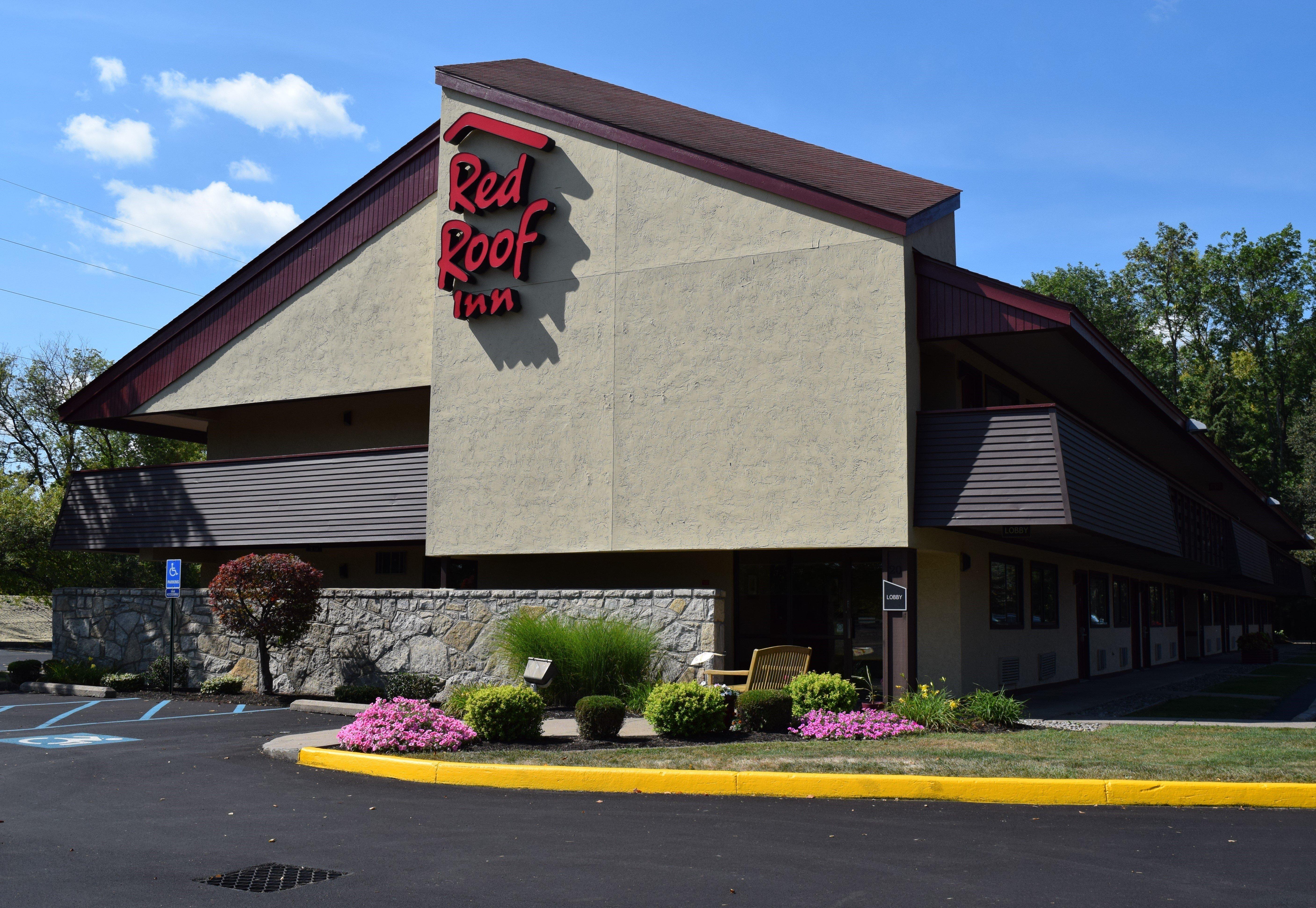 Red Roof Inn Utica Exterior photo