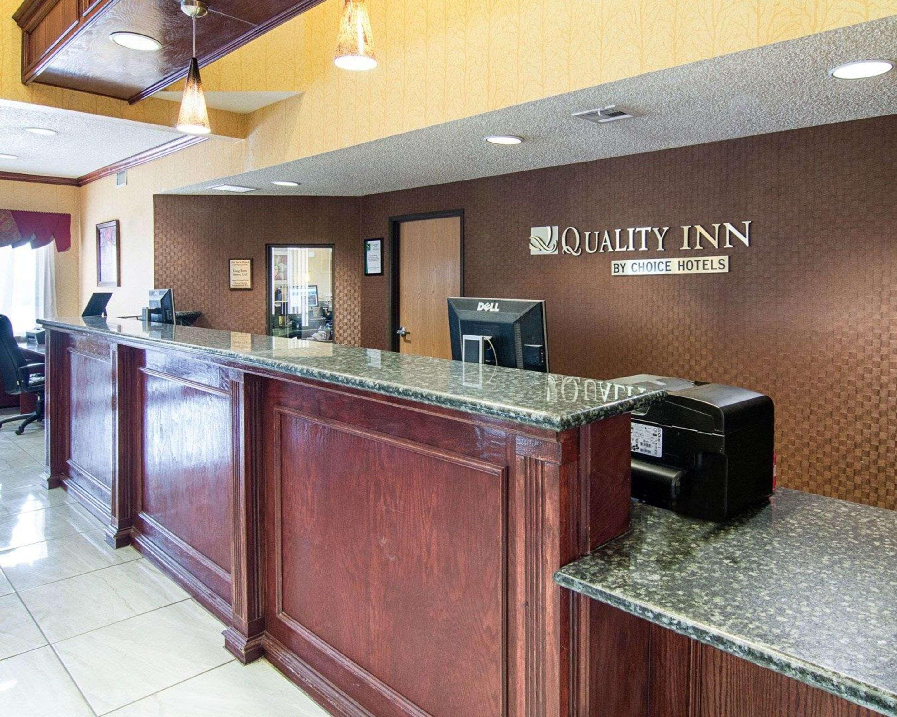 Quality Inn Midland Exterior photo