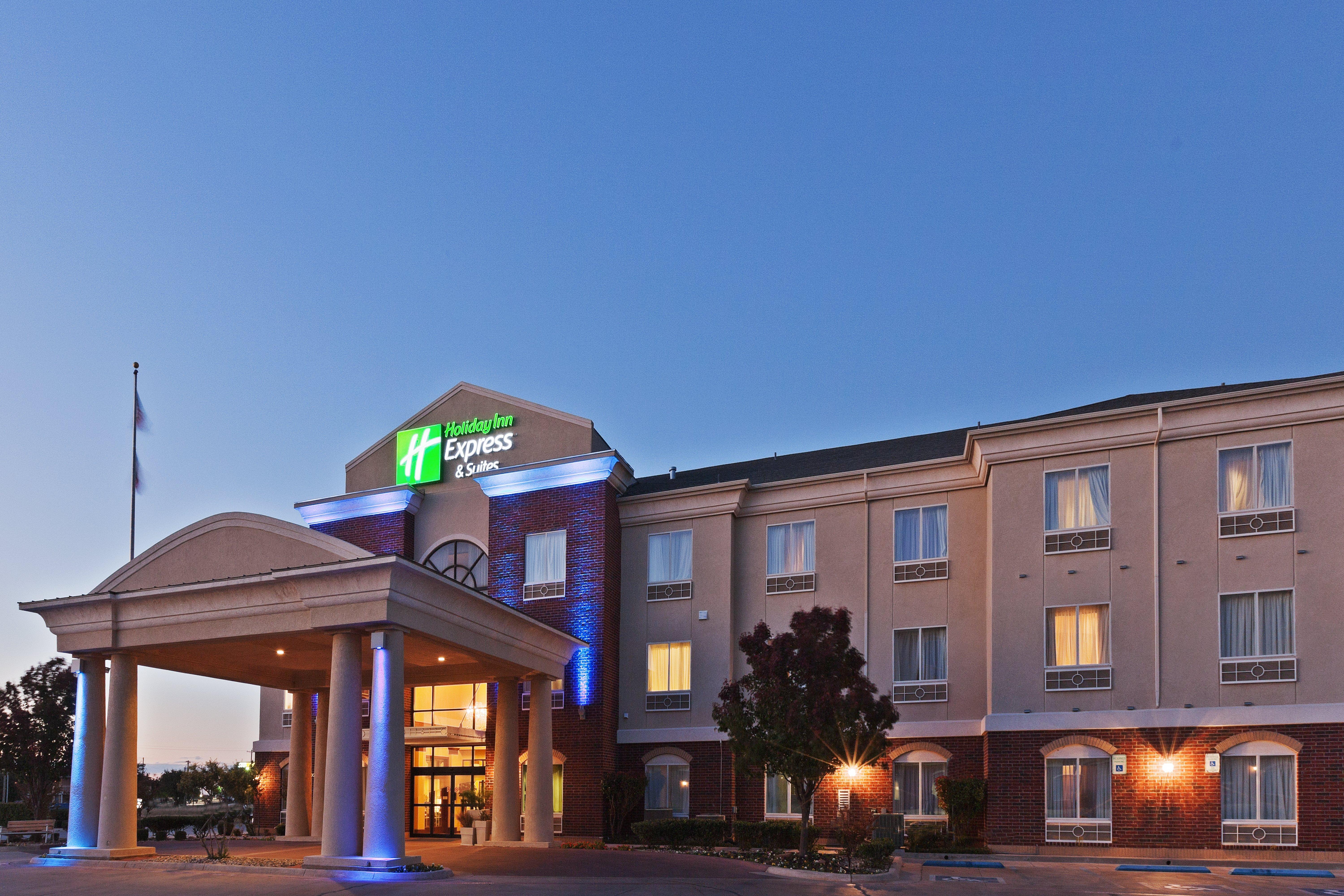 Holiday Inn Express Hotel And Suites Abilene, An Ihg Hotel Exterior photo