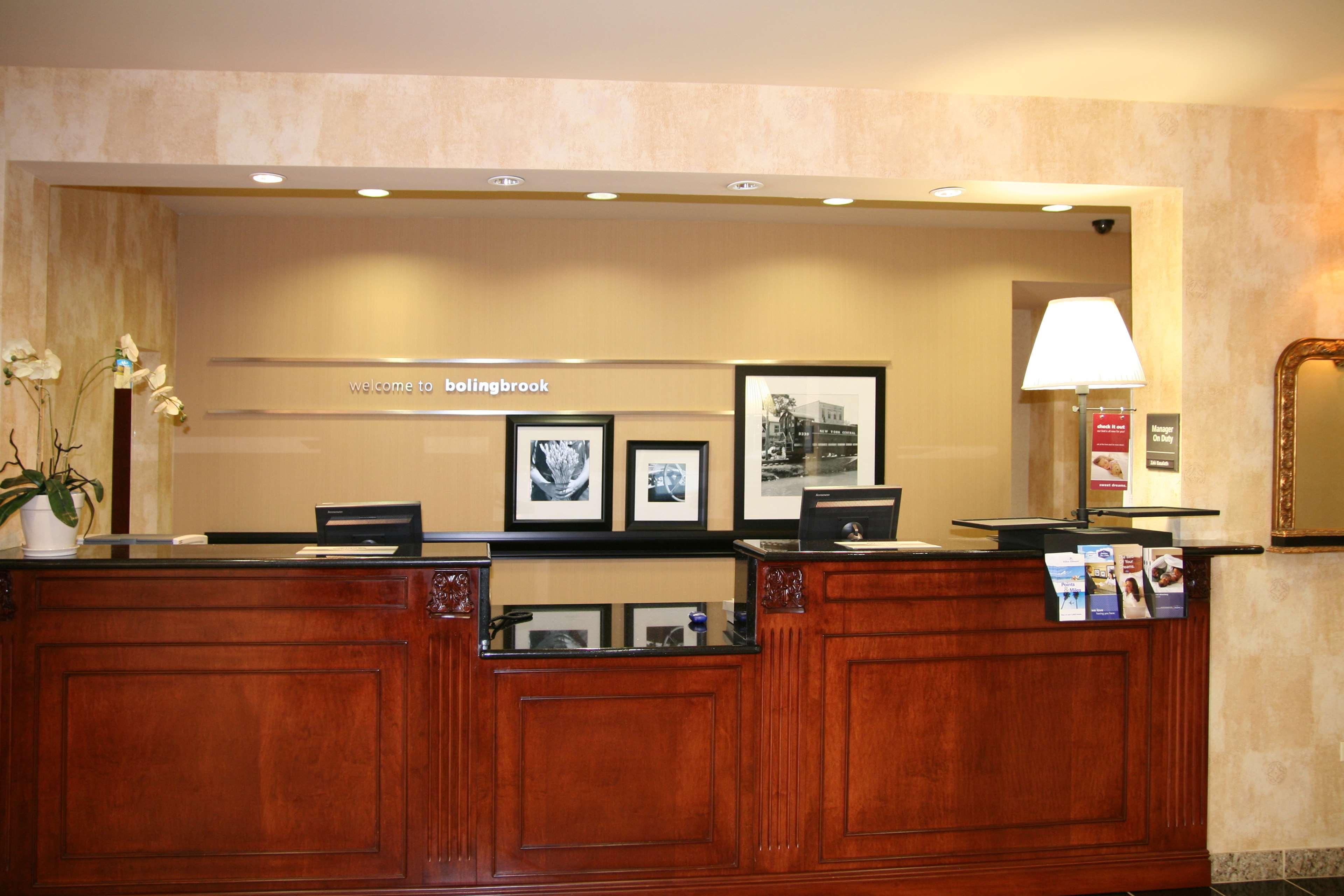 Hampton Inn & Suites Bolingbrook Interior photo