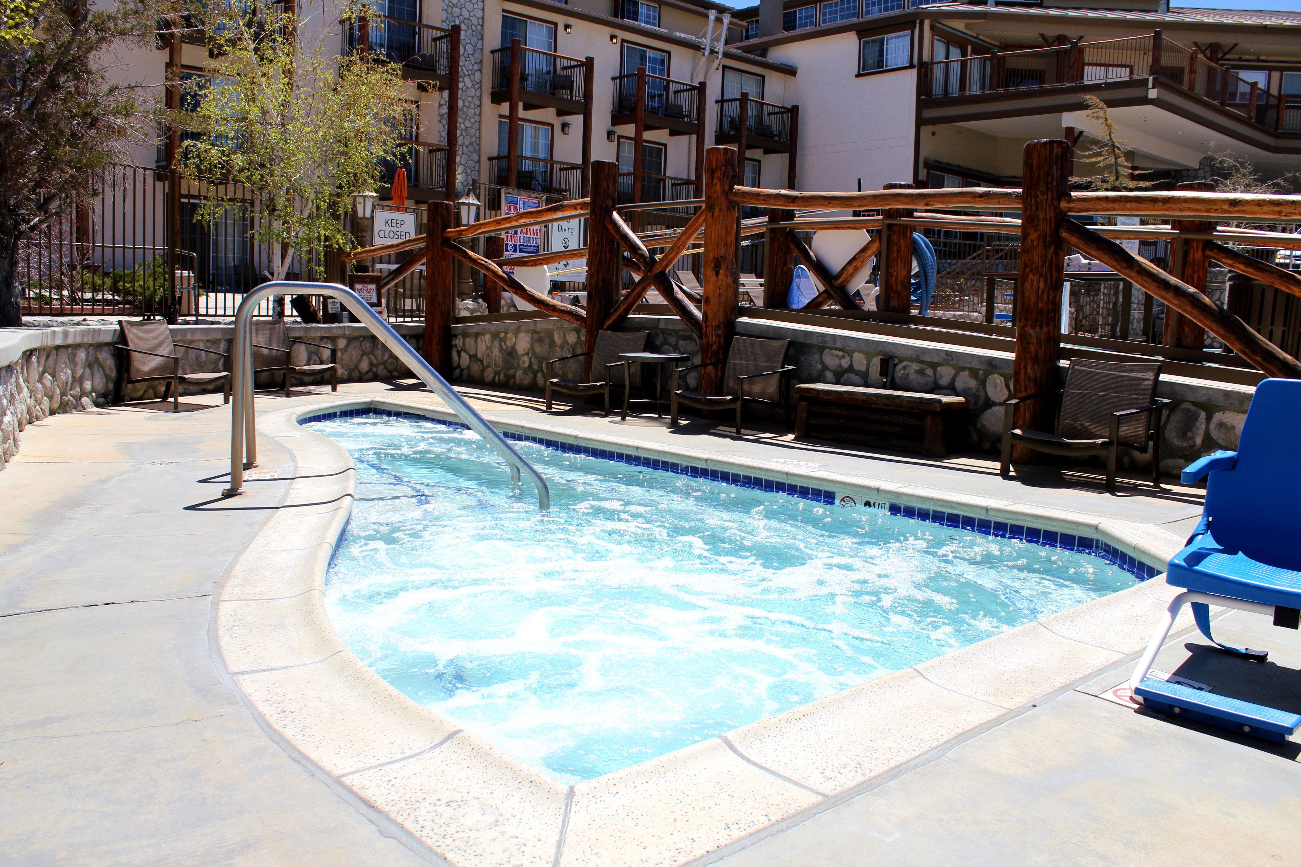 Holiday Inn Resort The Lodge At Big Bear Lake, An Ihg Hotel Exterior photo