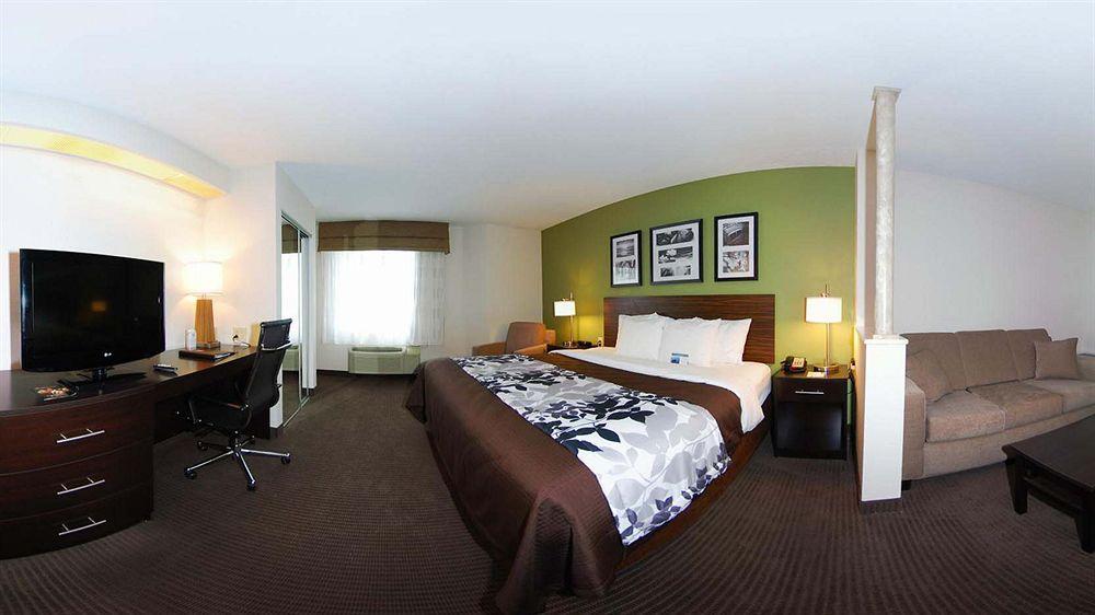 Sleep Inn & Suites Columbus Exterior photo