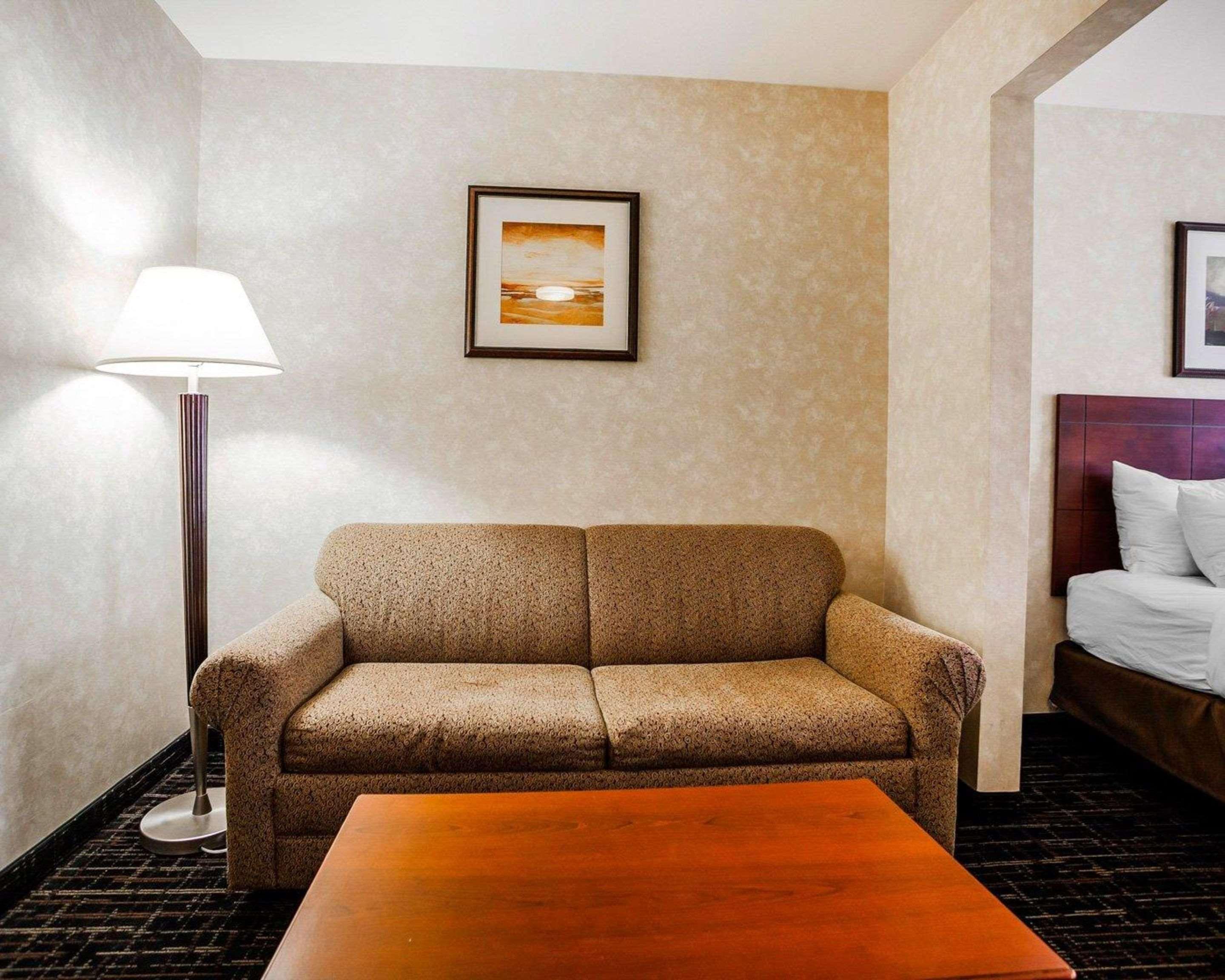 Comfort Suites - Independence Exterior photo