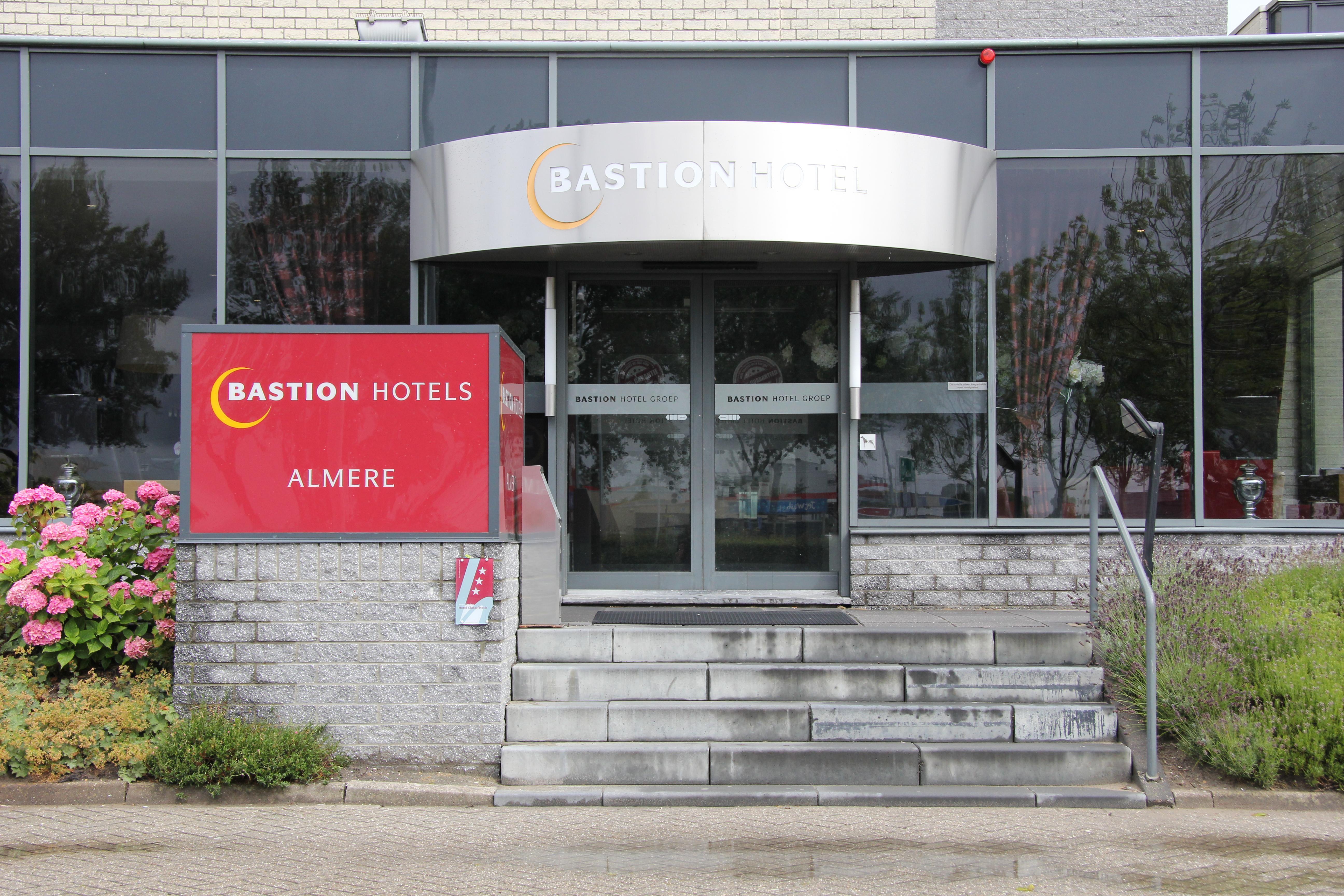 Bastion Hotel Almere Exterior photo