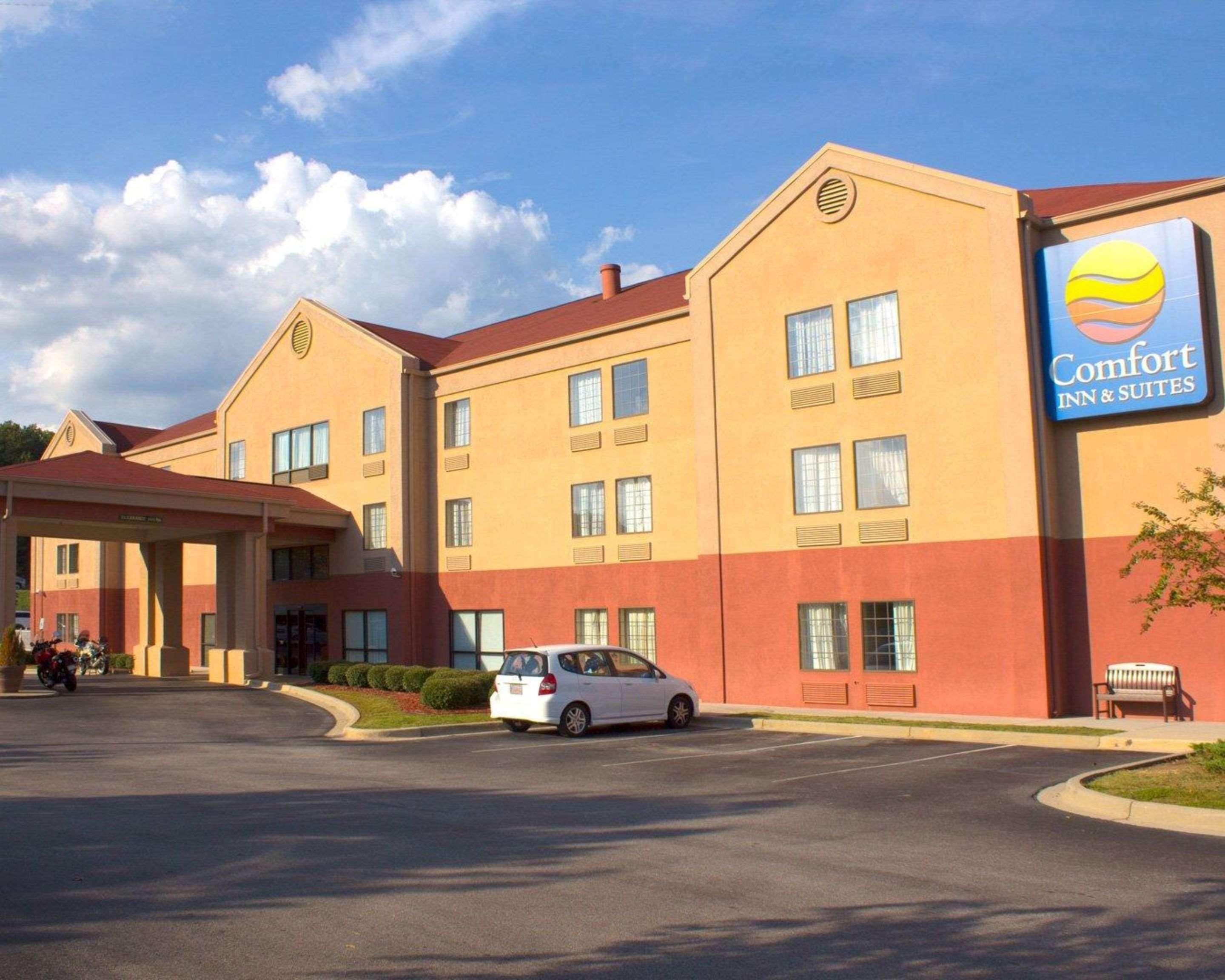 Comfort Inn & Suites Trussville I-59 Exit 141 Exterior photo