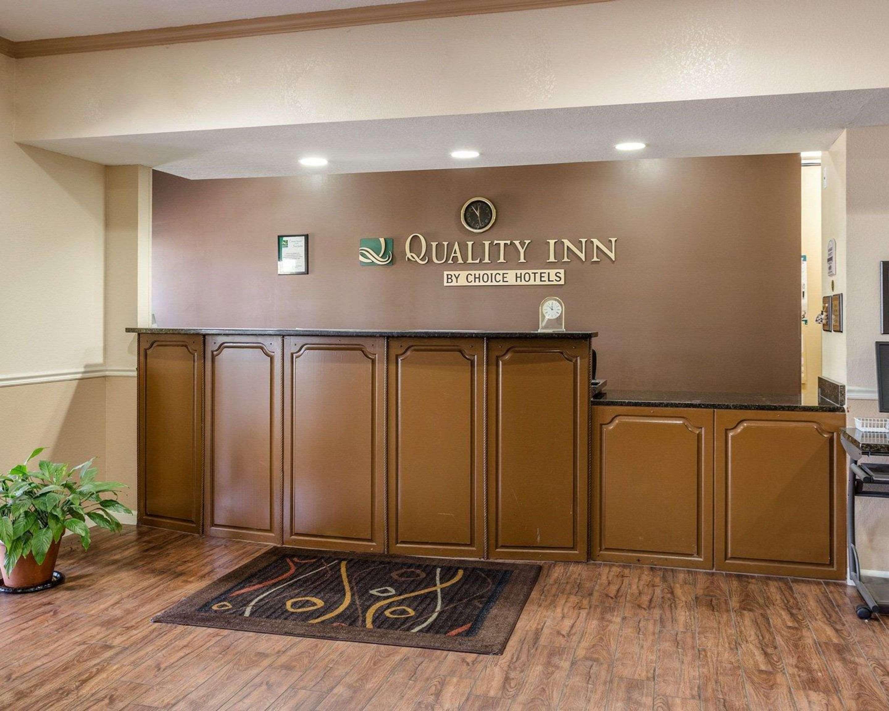 Quality Inn West Memphis I-40 Exterior photo
