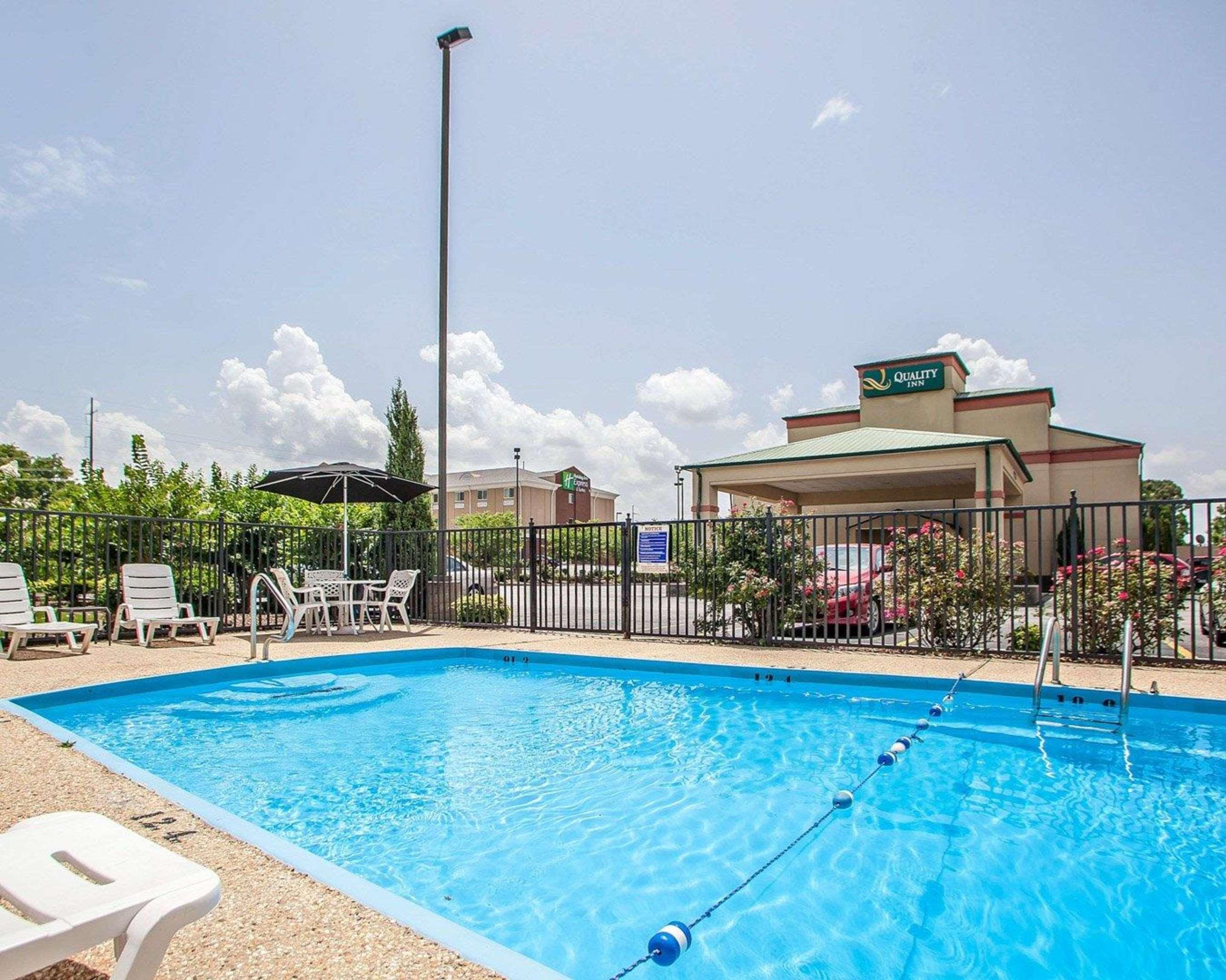 Quality Inn Florence Muscle Shoals Exterior photo