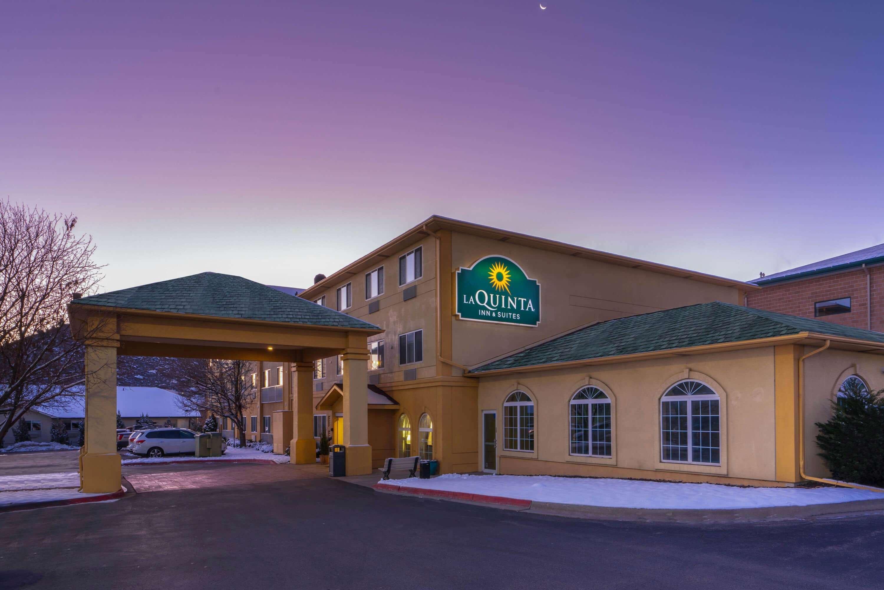 La Quinta By Wyndham Castle Rock Hotel Exterior photo