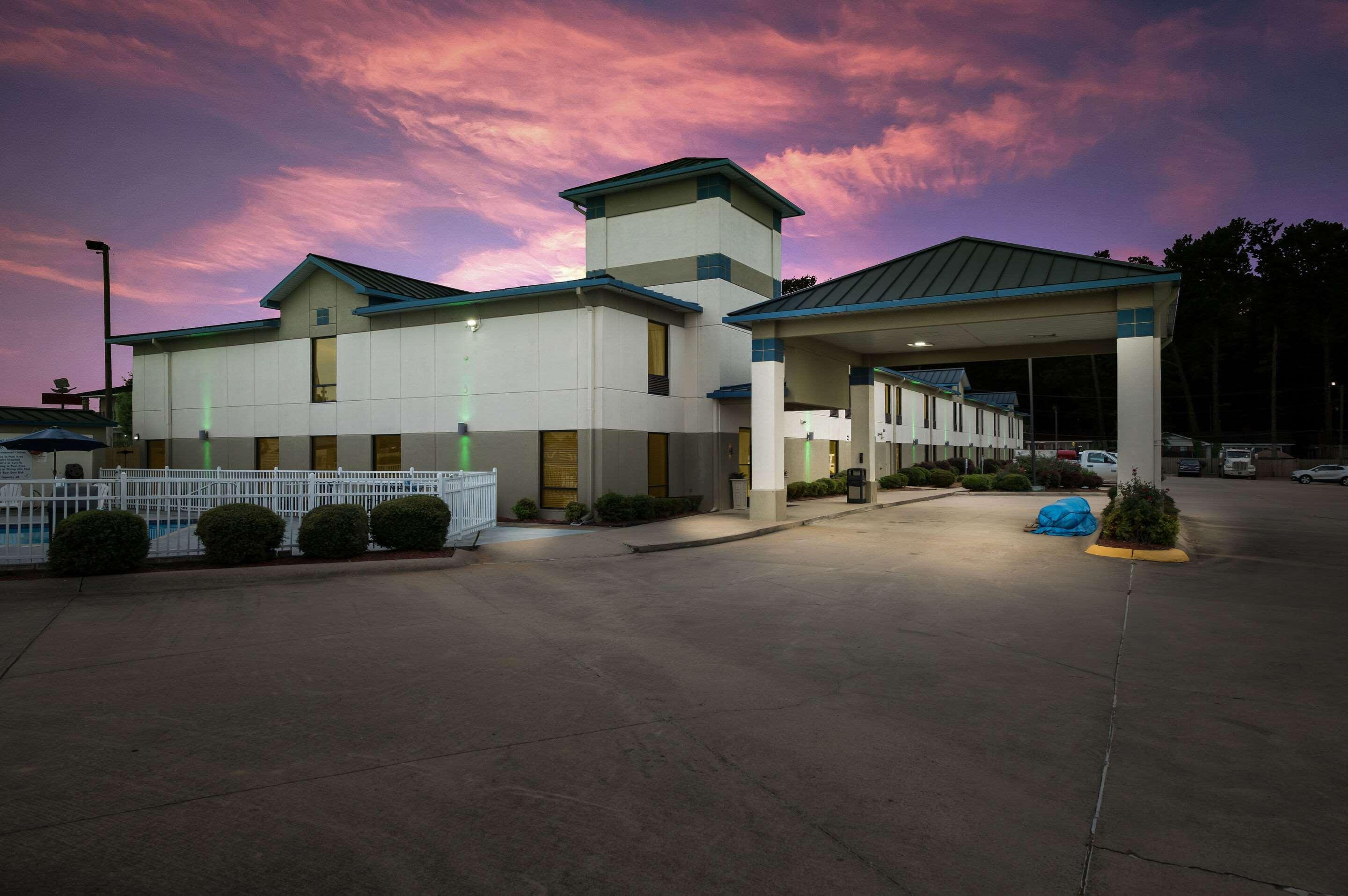 Quality Inn Jacksonville Near Little Rock Air Force Base Exterior photo