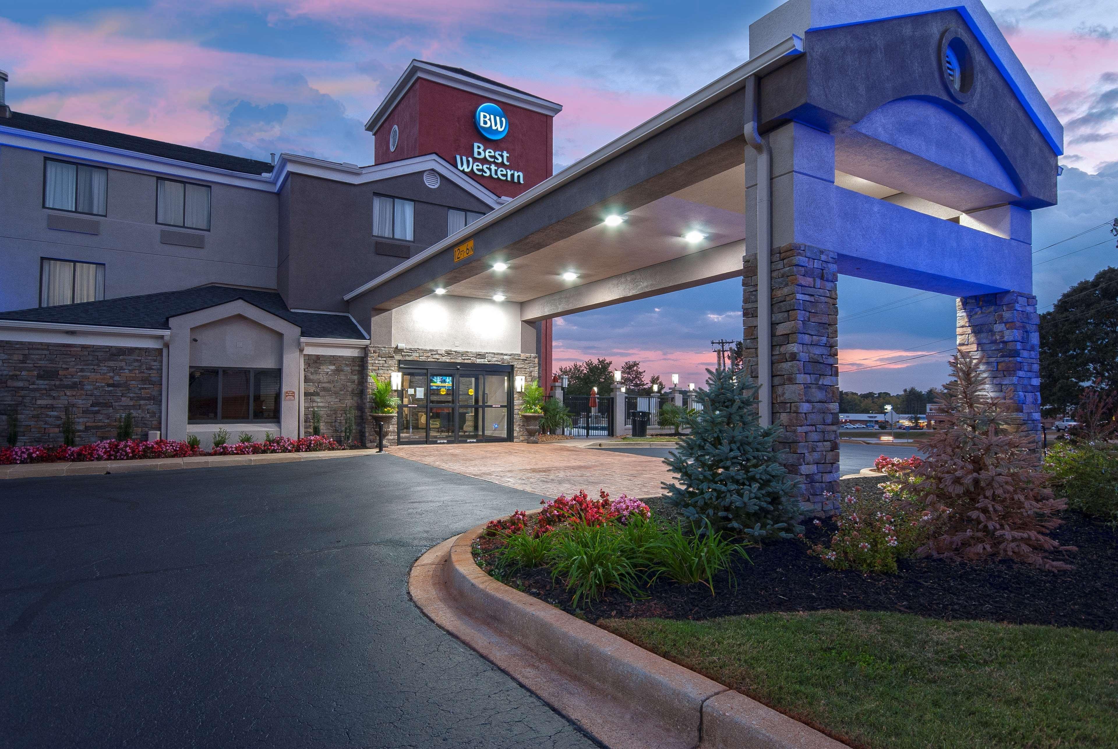 Best Western Travelers Rest/Greenville Exterior photo