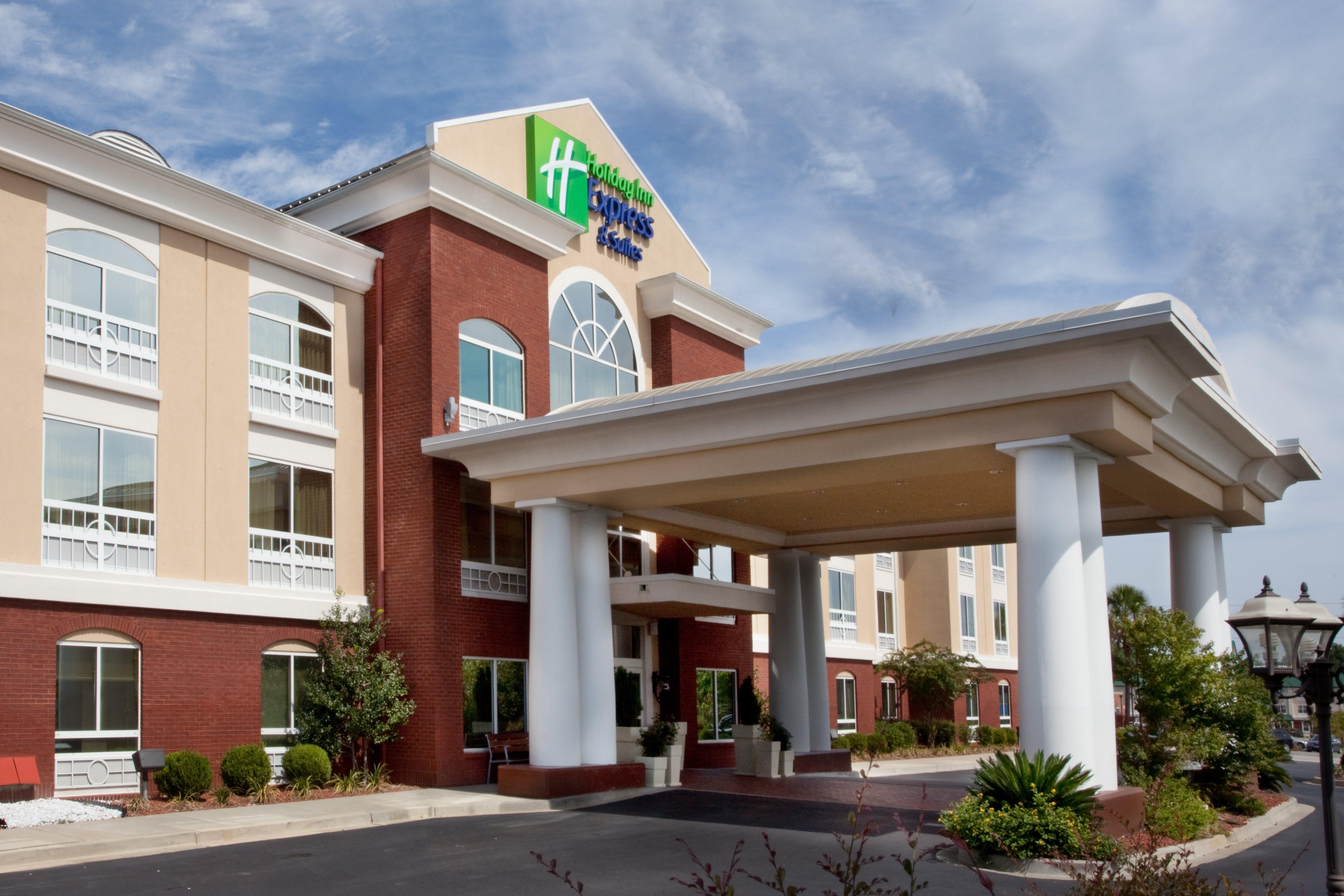 Holiday Inn Express Hotel & Suites - Sumter, An Ihg Hotel Exterior photo