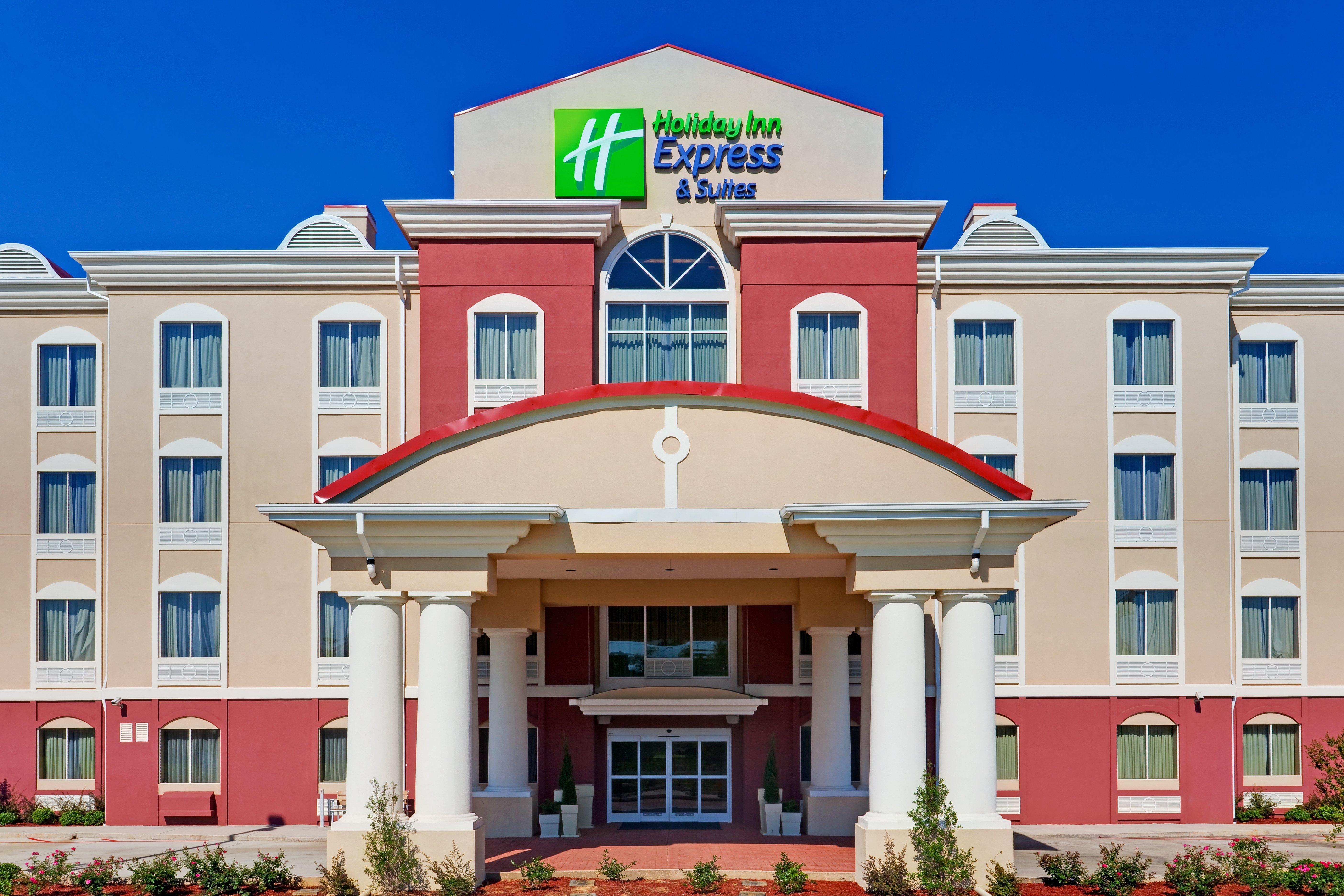 Holiday Inn Express Hotel & Suites Byram, An Ihg Hotel Exterior photo