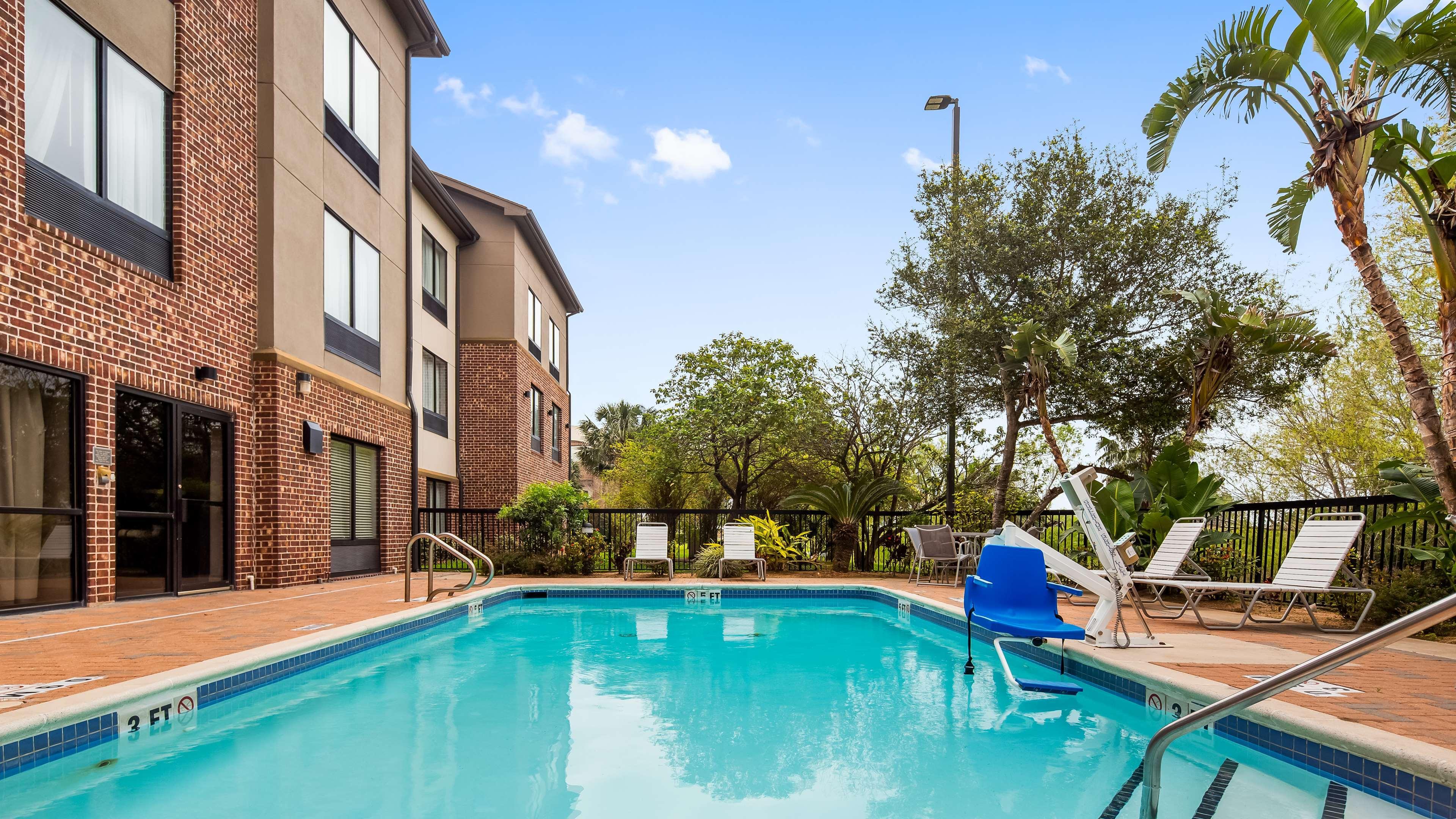 Best Western Town Center Inn Weslaco Exterior photo