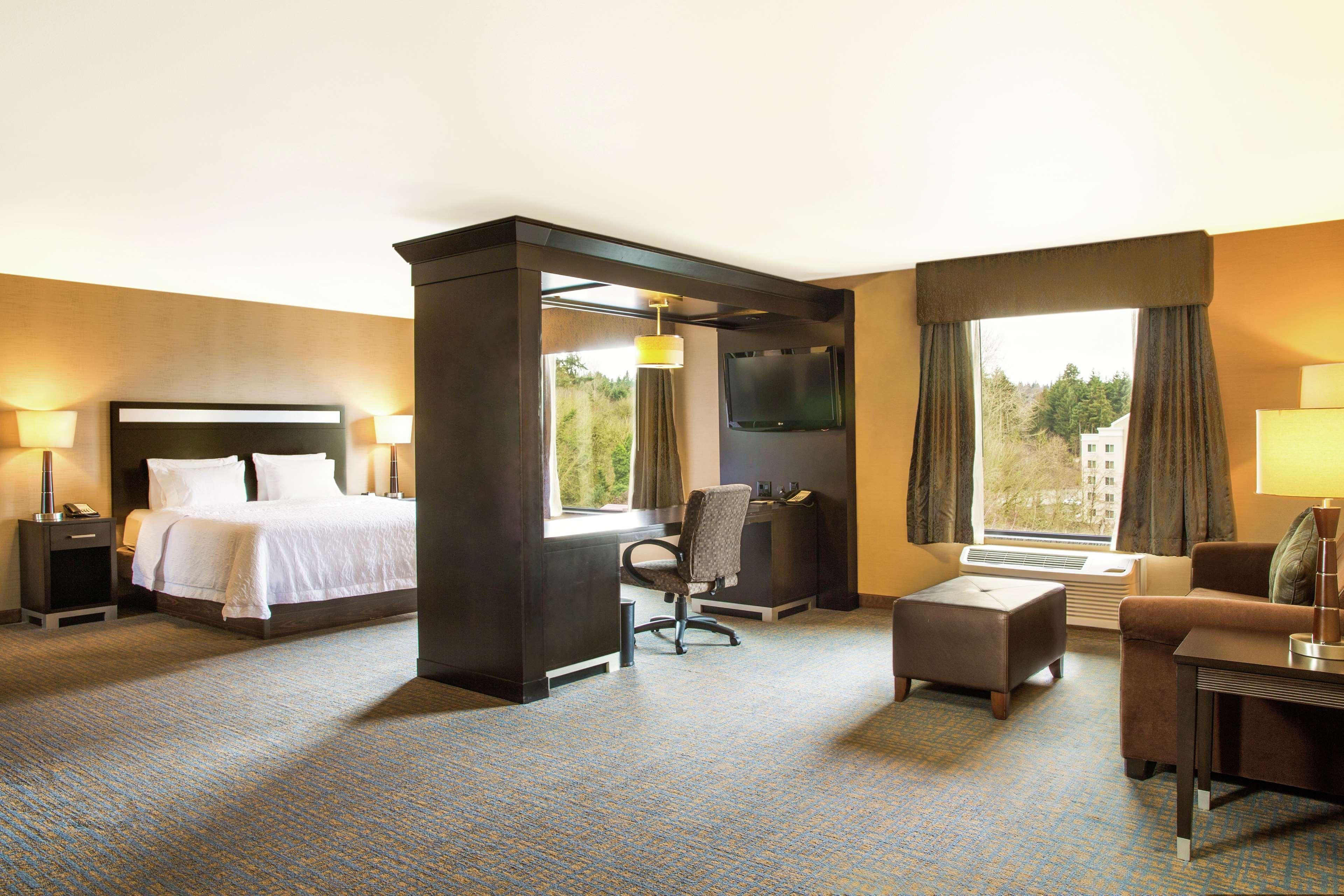 Hampton Inn & Suites Tacoma/Puyallup Exterior photo