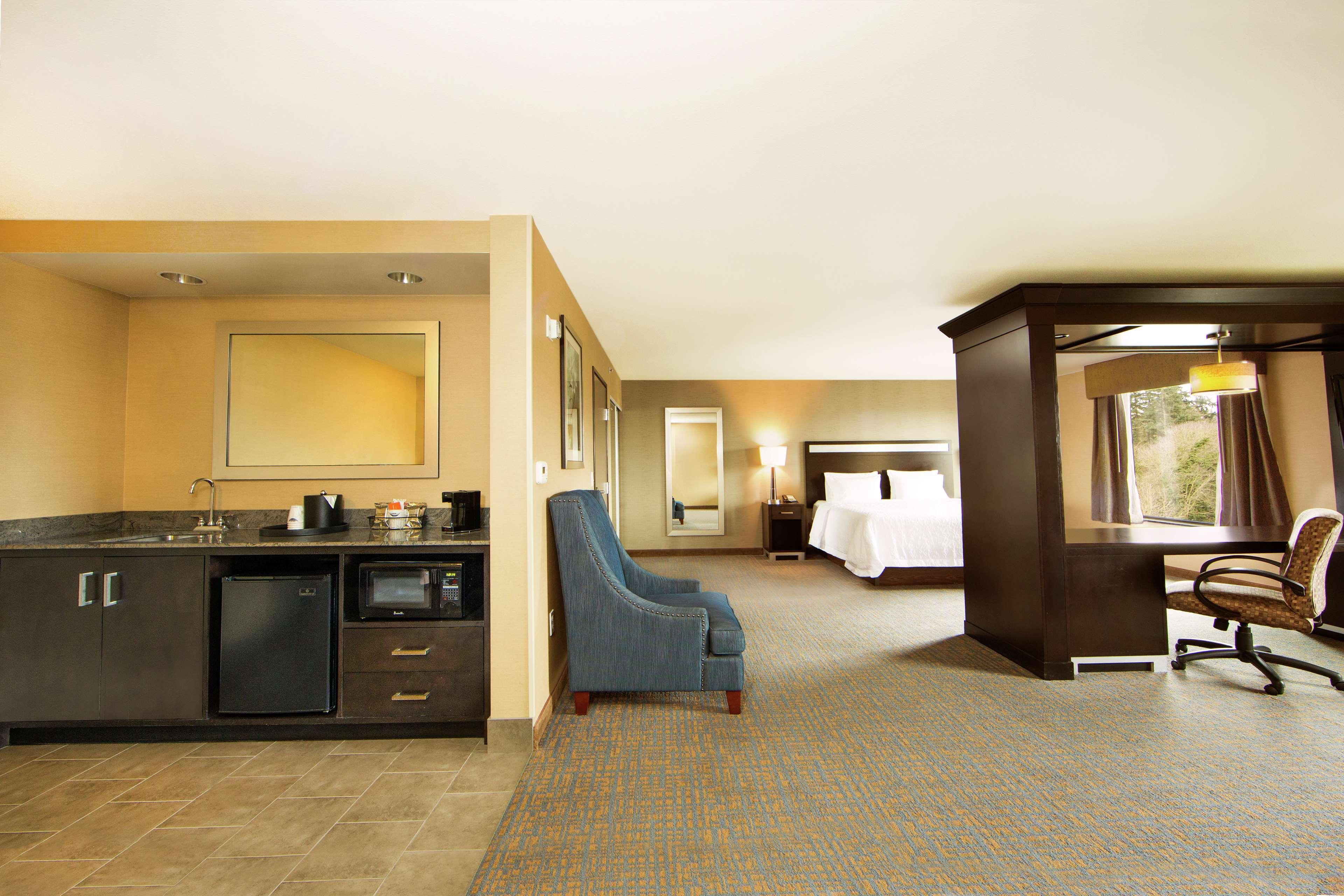 Hampton Inn & Suites Tacoma/Puyallup Exterior photo