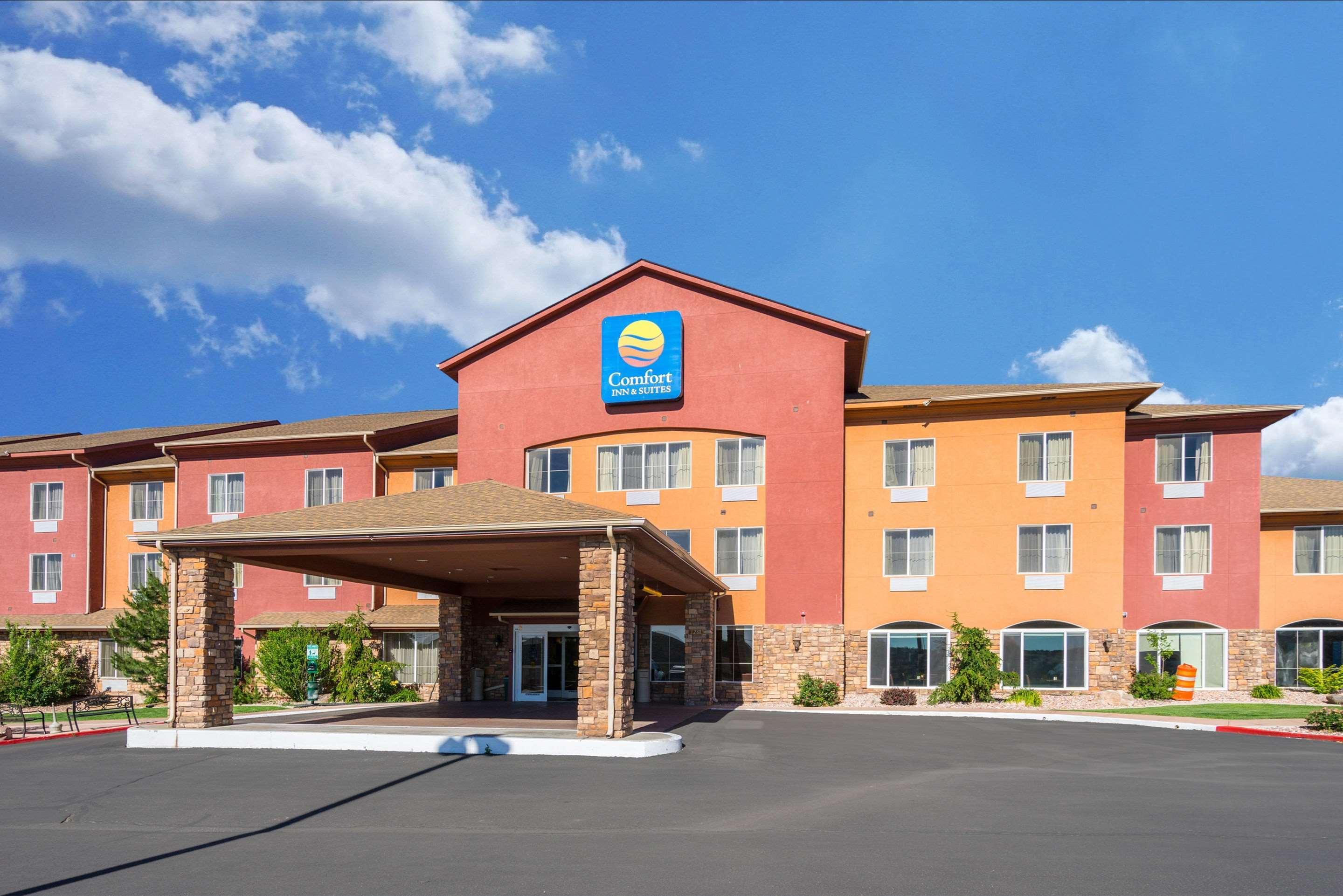 Comfort Inn & Suites Cedar City Exterior photo