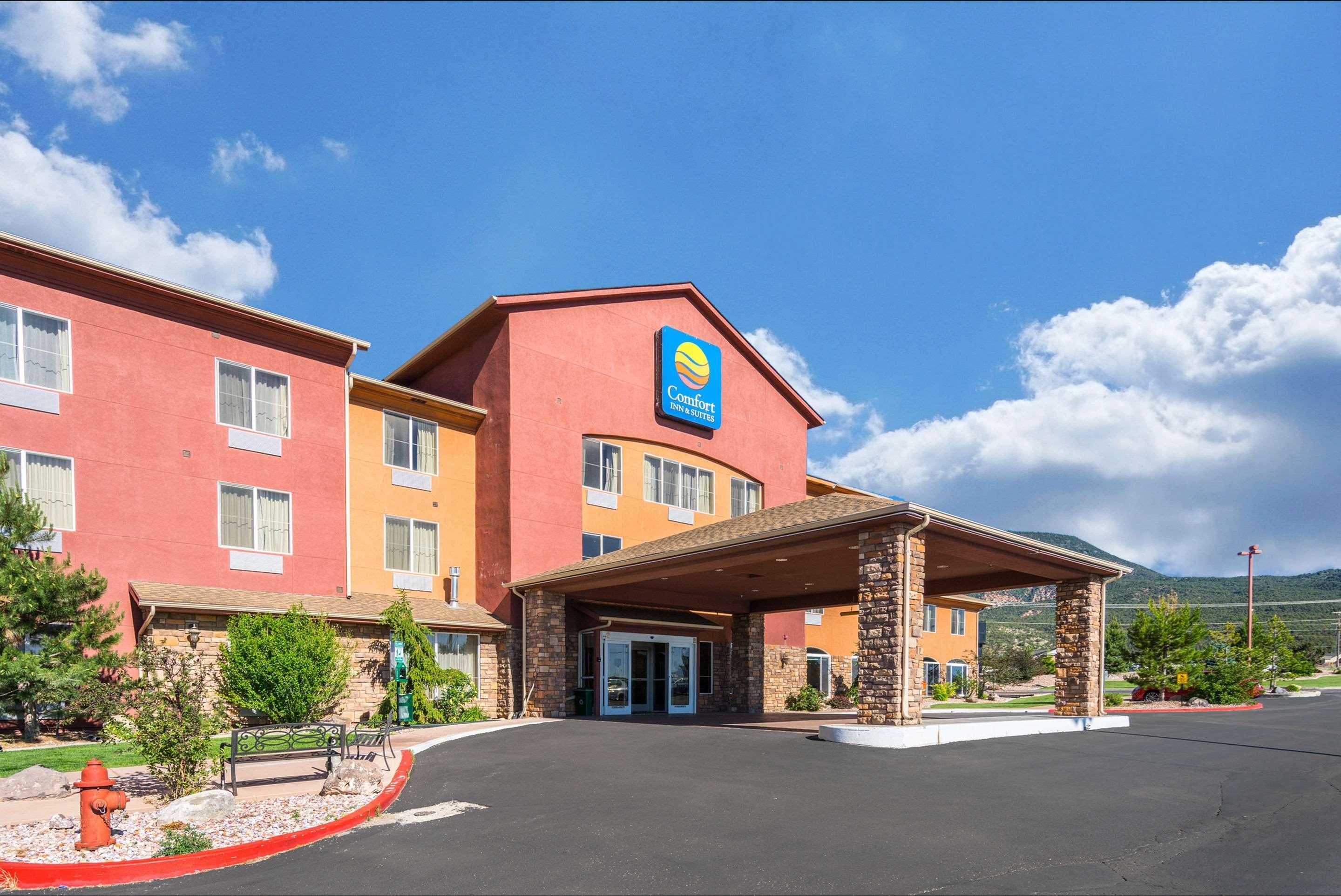 Comfort Inn & Suites Cedar City Exterior photo