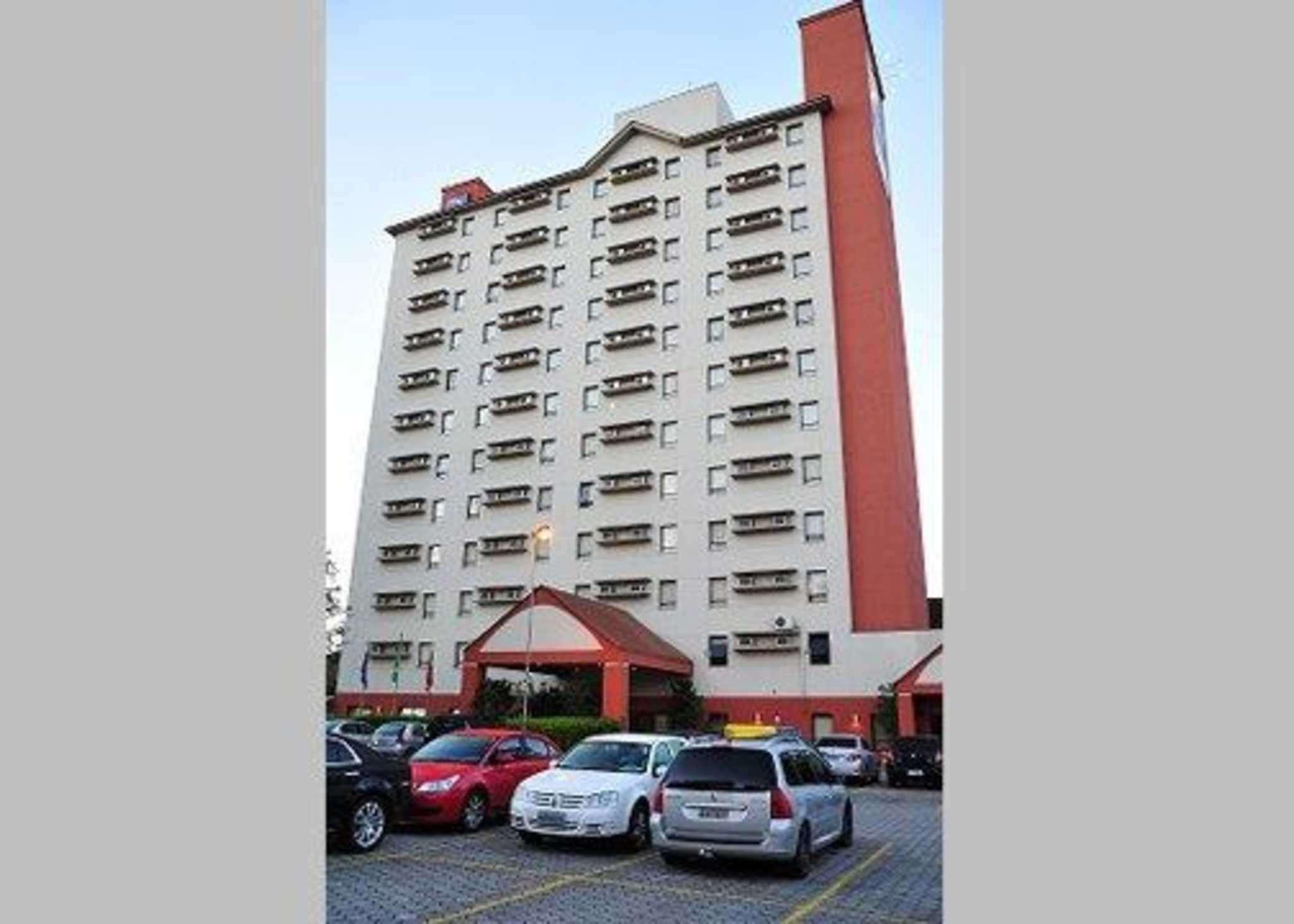 Comfort Hotel Joinville Exterior photo