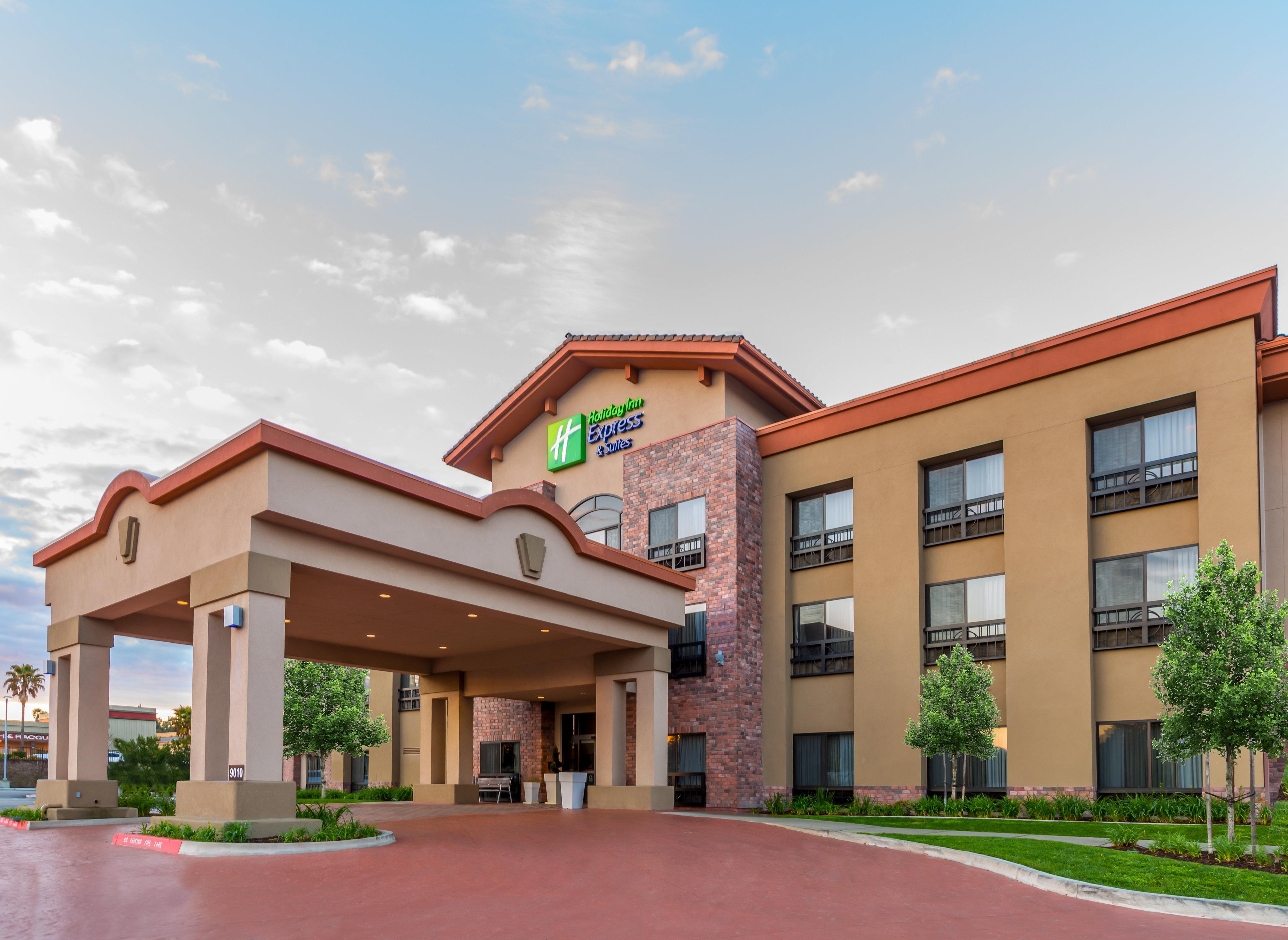 Holiday Inn Express Hotel & Suites Atascadero, An Ihg Hotel Exterior photo