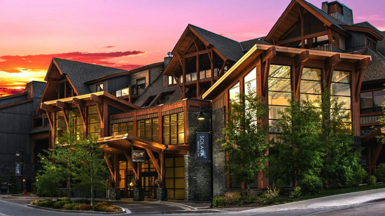 Solara Resort By Bellstar Hotels Canmore Exterior photo
