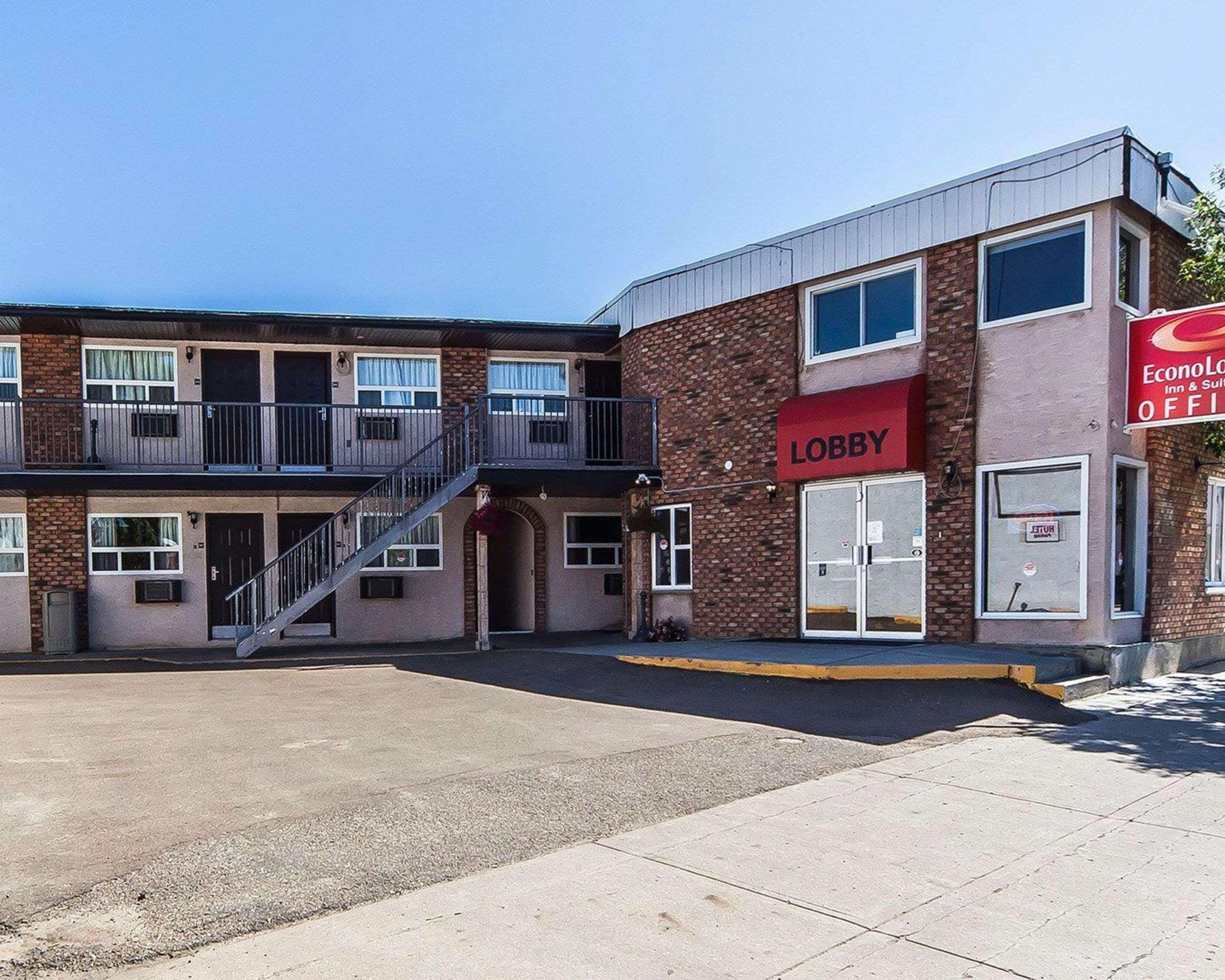 Econo Lodge Inn & Suites Drumheller Exterior photo