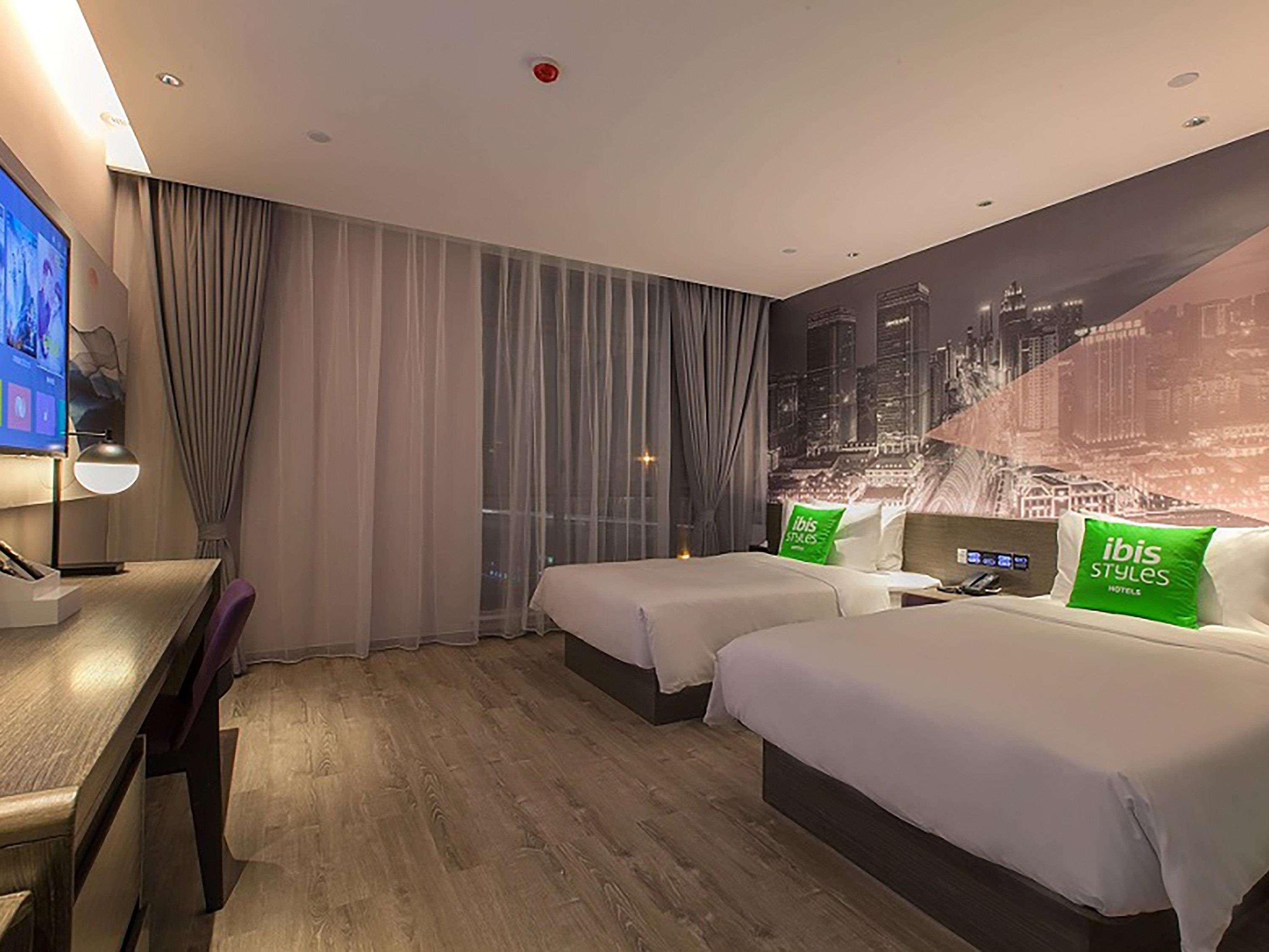 Ibis Styles Wuhan Optics Valley Square Hotel Exterior photo