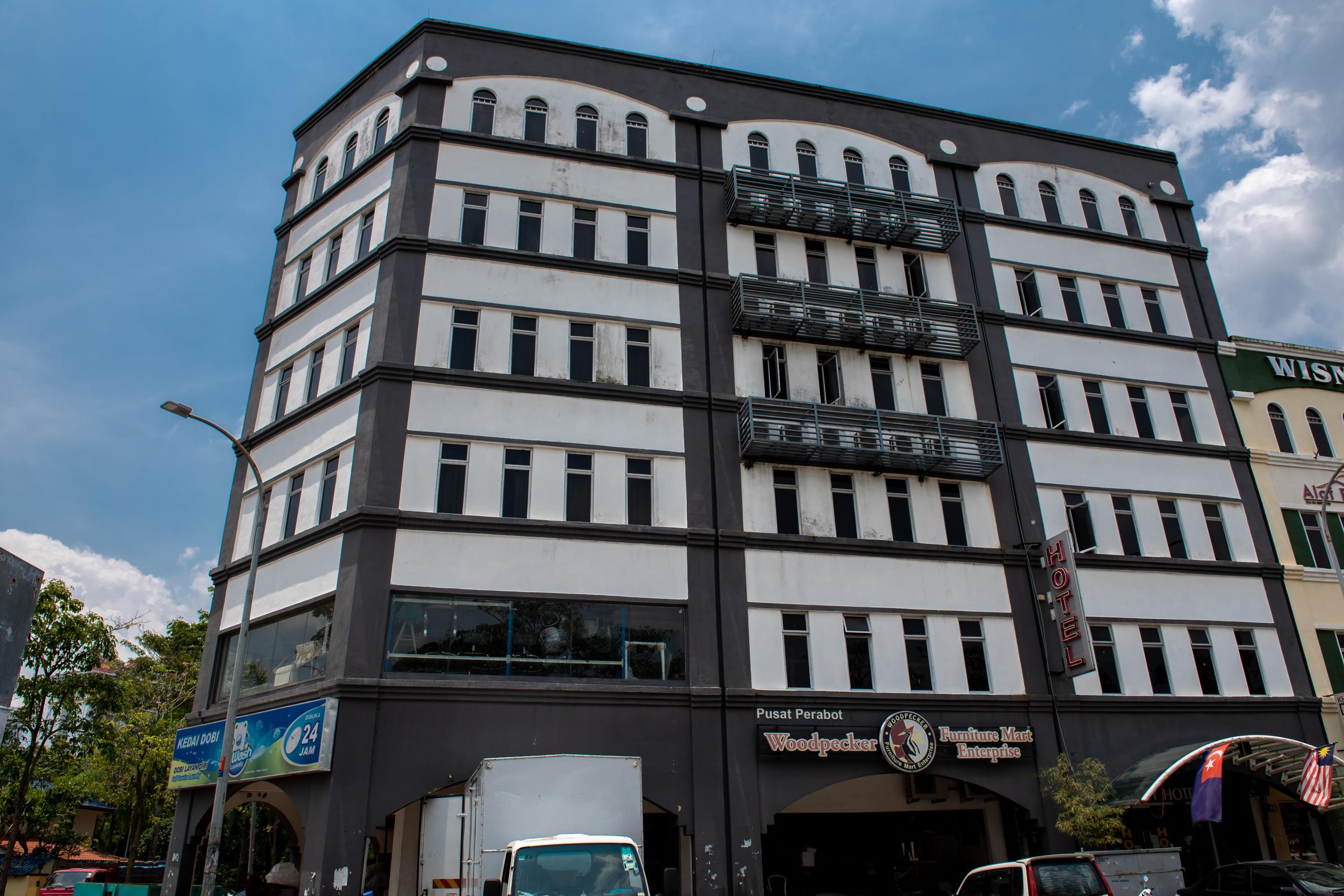 Oyo 430 Oak Valley Boutique Hotel Johor Bahru Exterior photo