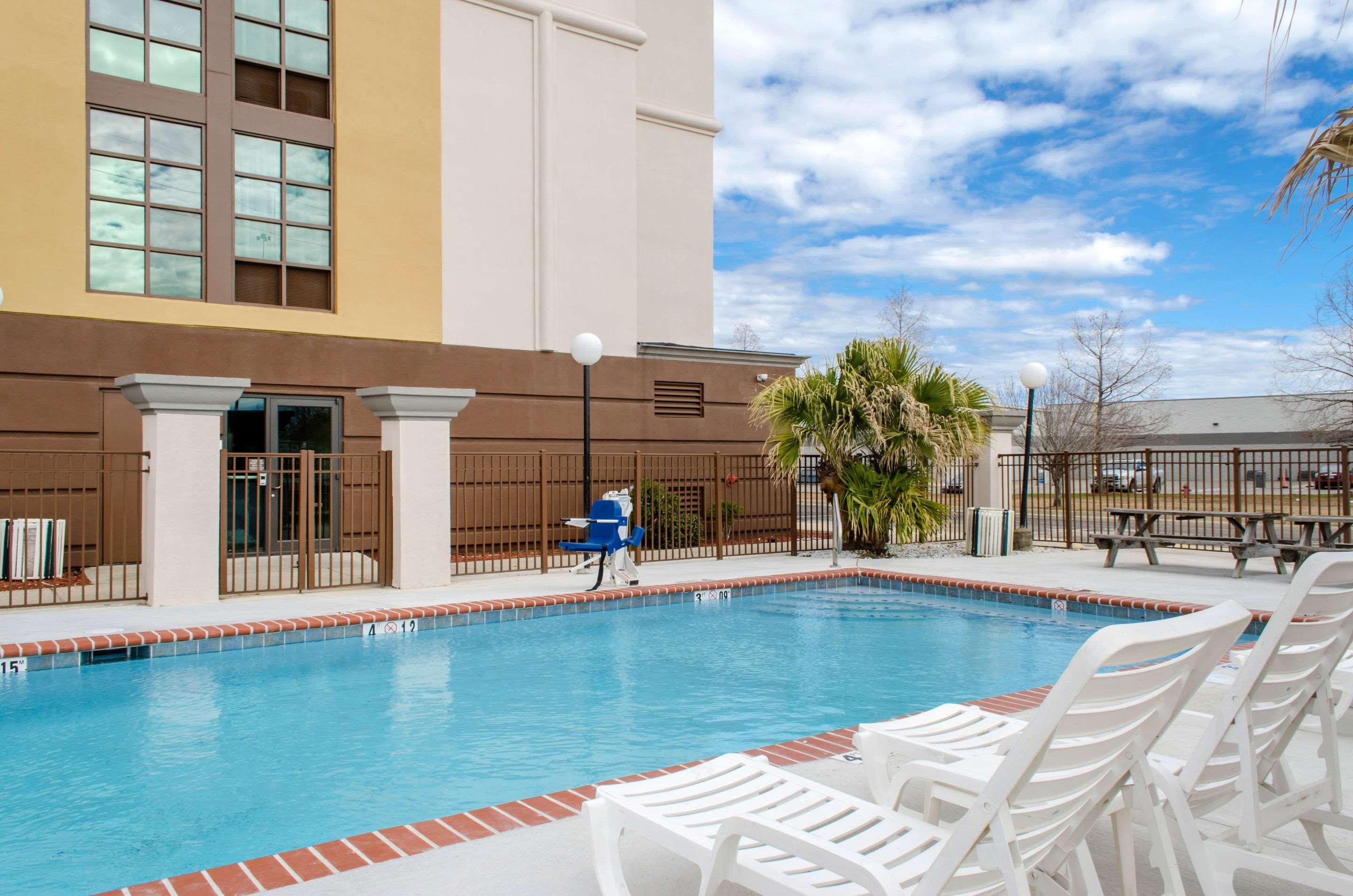 Comfort Inn & Suites Biloxi D'Iberville Exterior photo