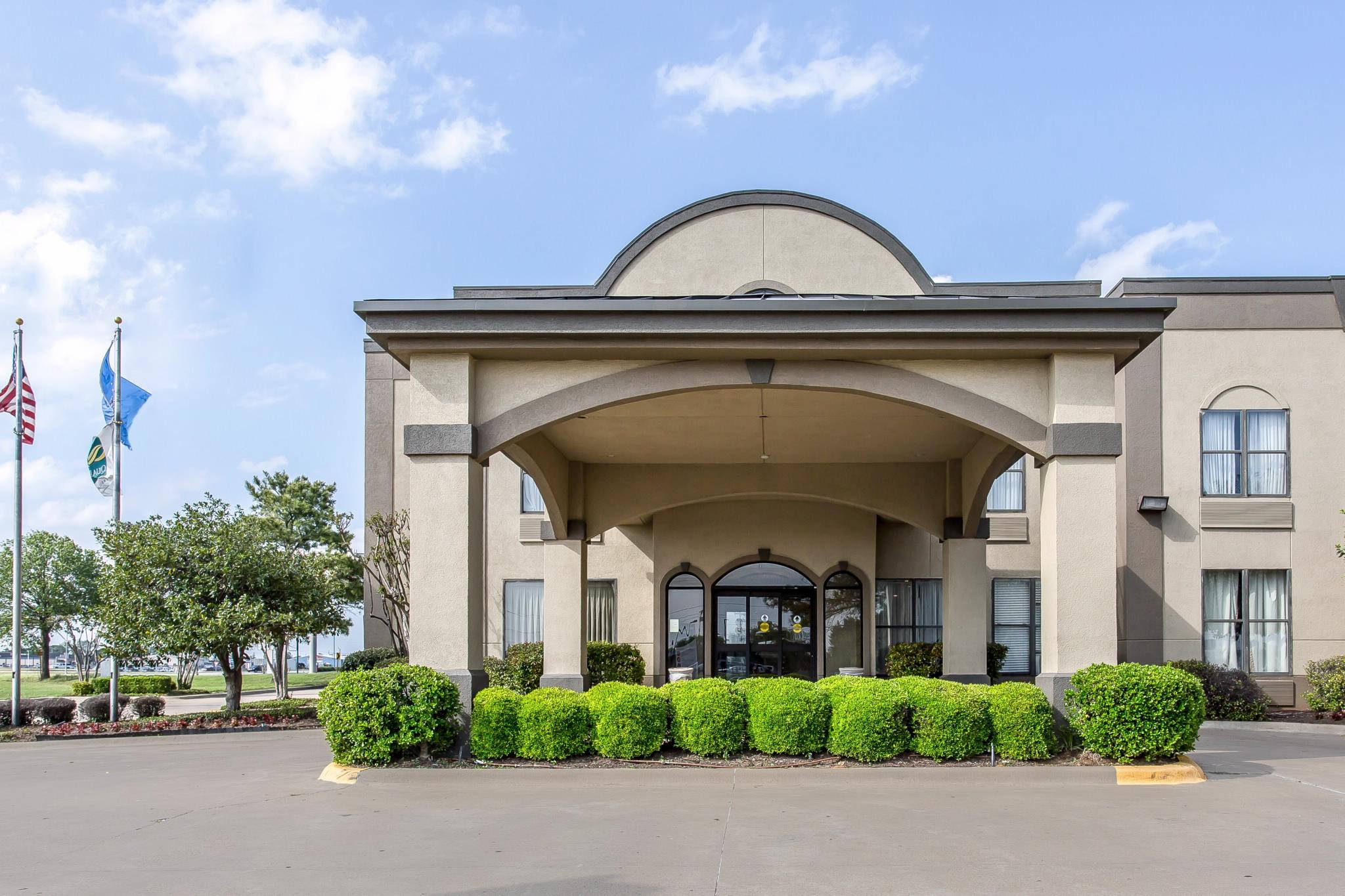 Quality Inn & Suites Durant Exterior photo