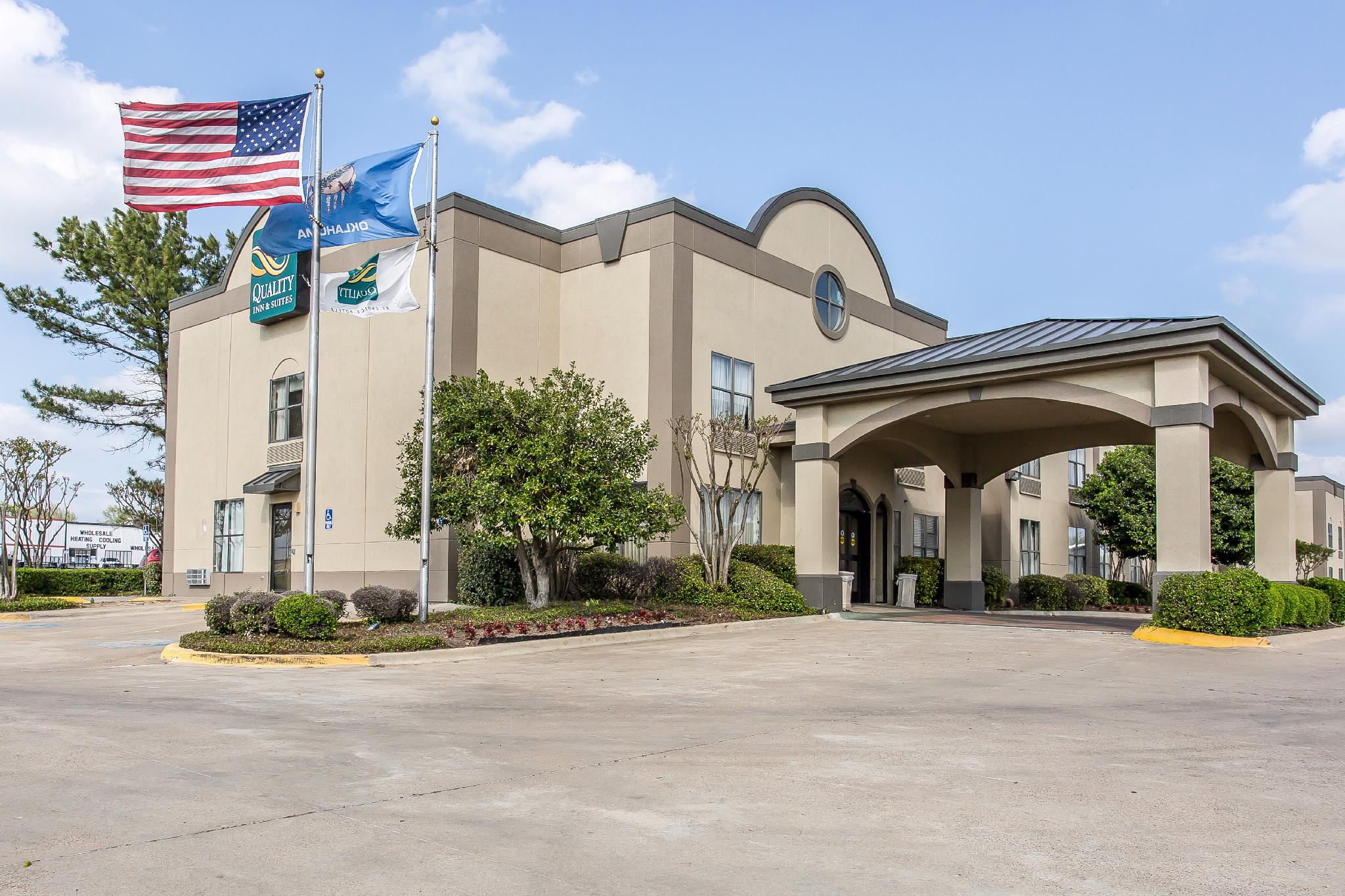 Quality Inn & Suites Durant Exterior photo